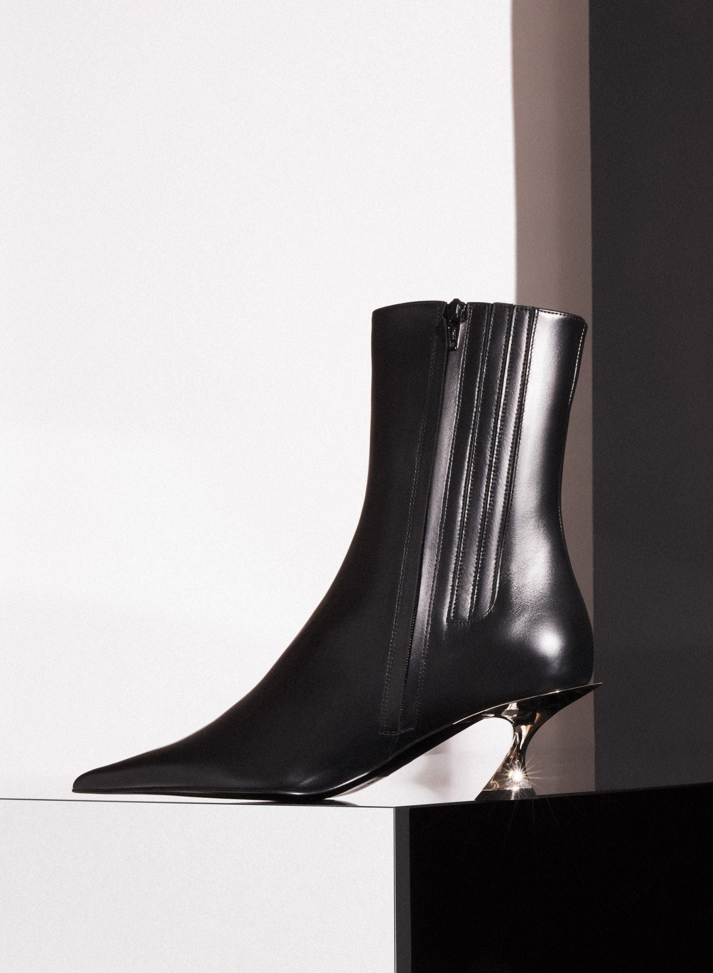 BLACK LEATHER FANG 55 ANKLE BOOTS