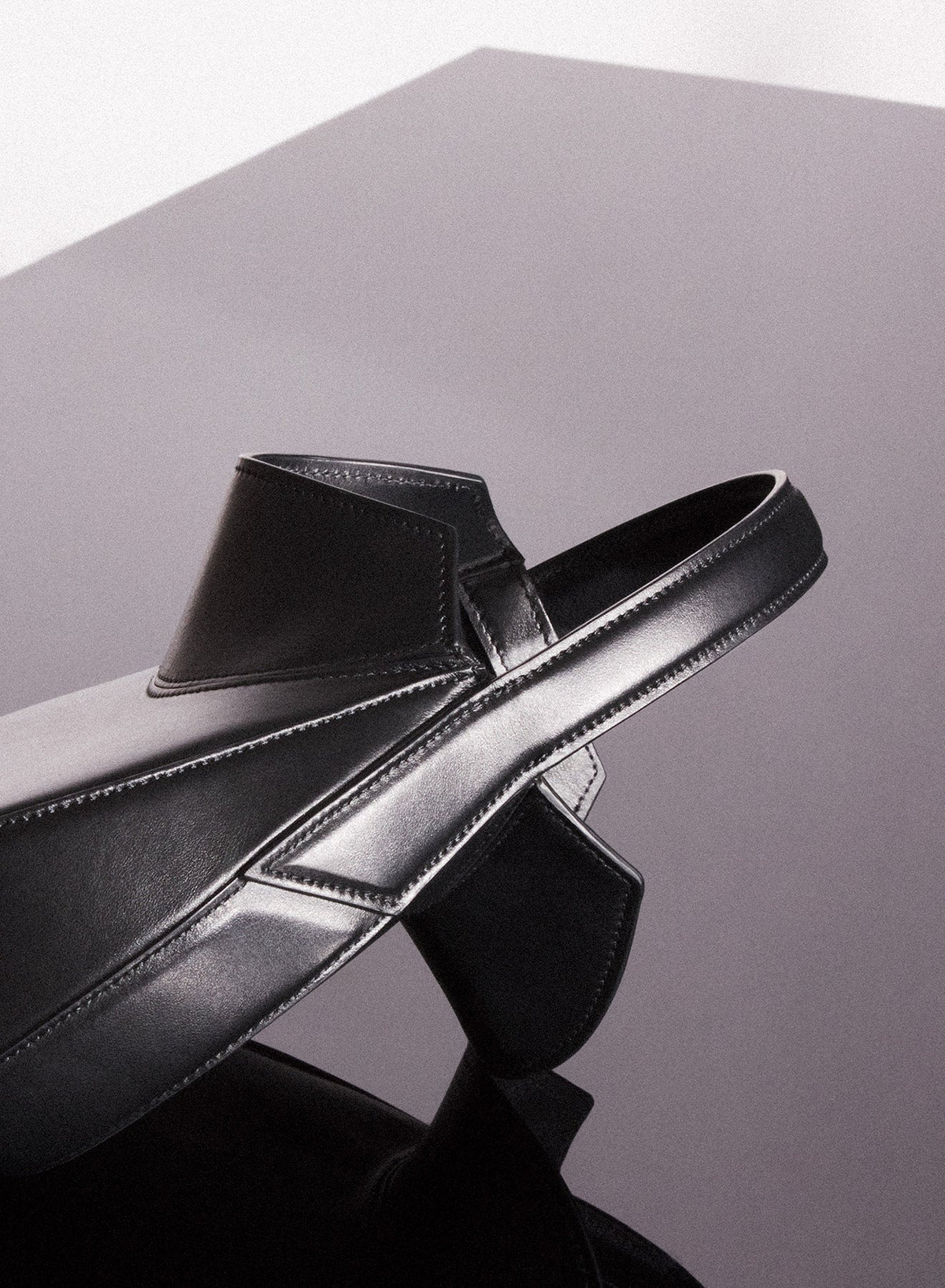 BLACK // black mini smooth spiral curve 02 -