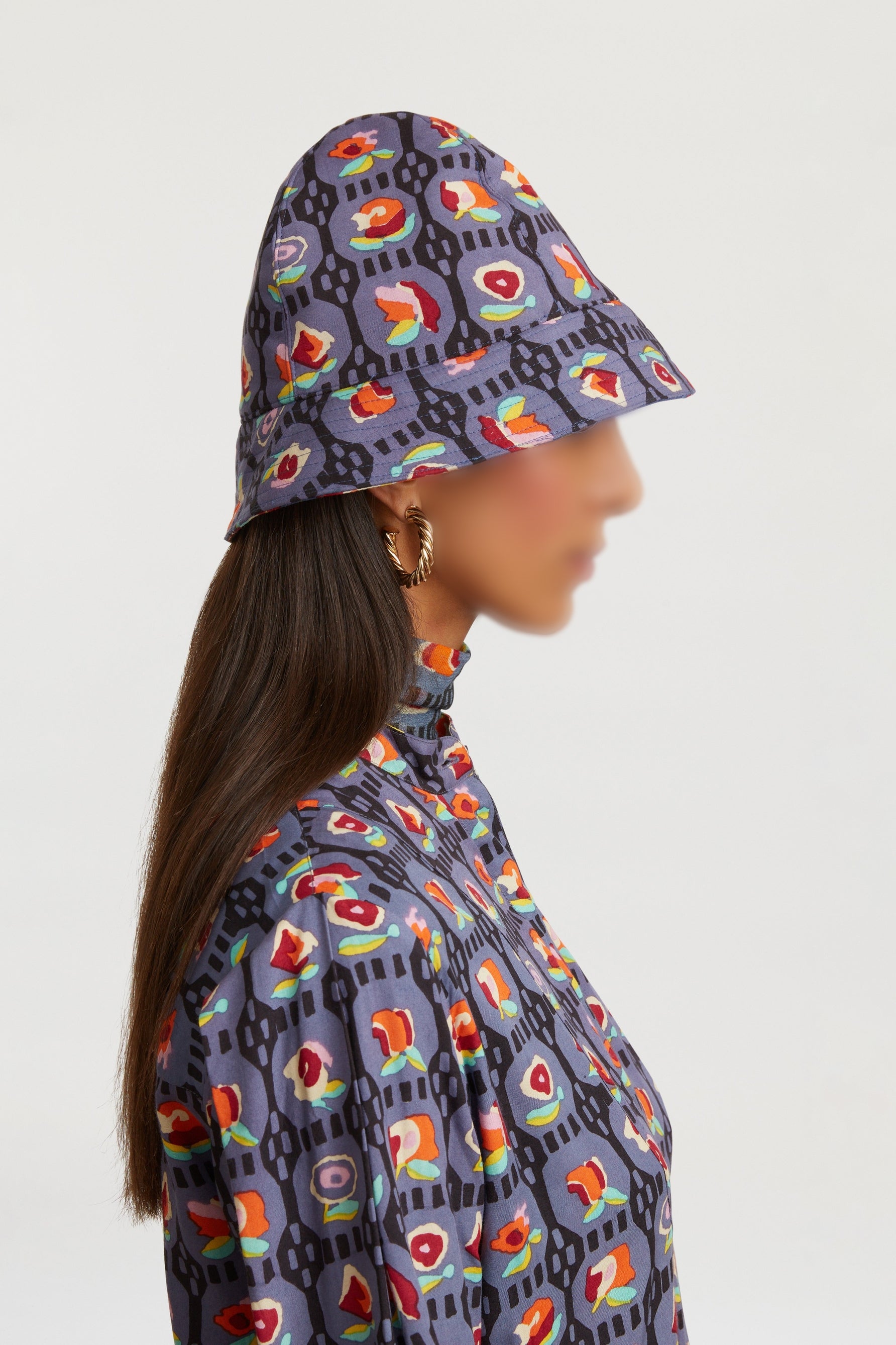 RECO PRIX : 22,5 // Horse Club Hat Kumasi Design Grey Blue