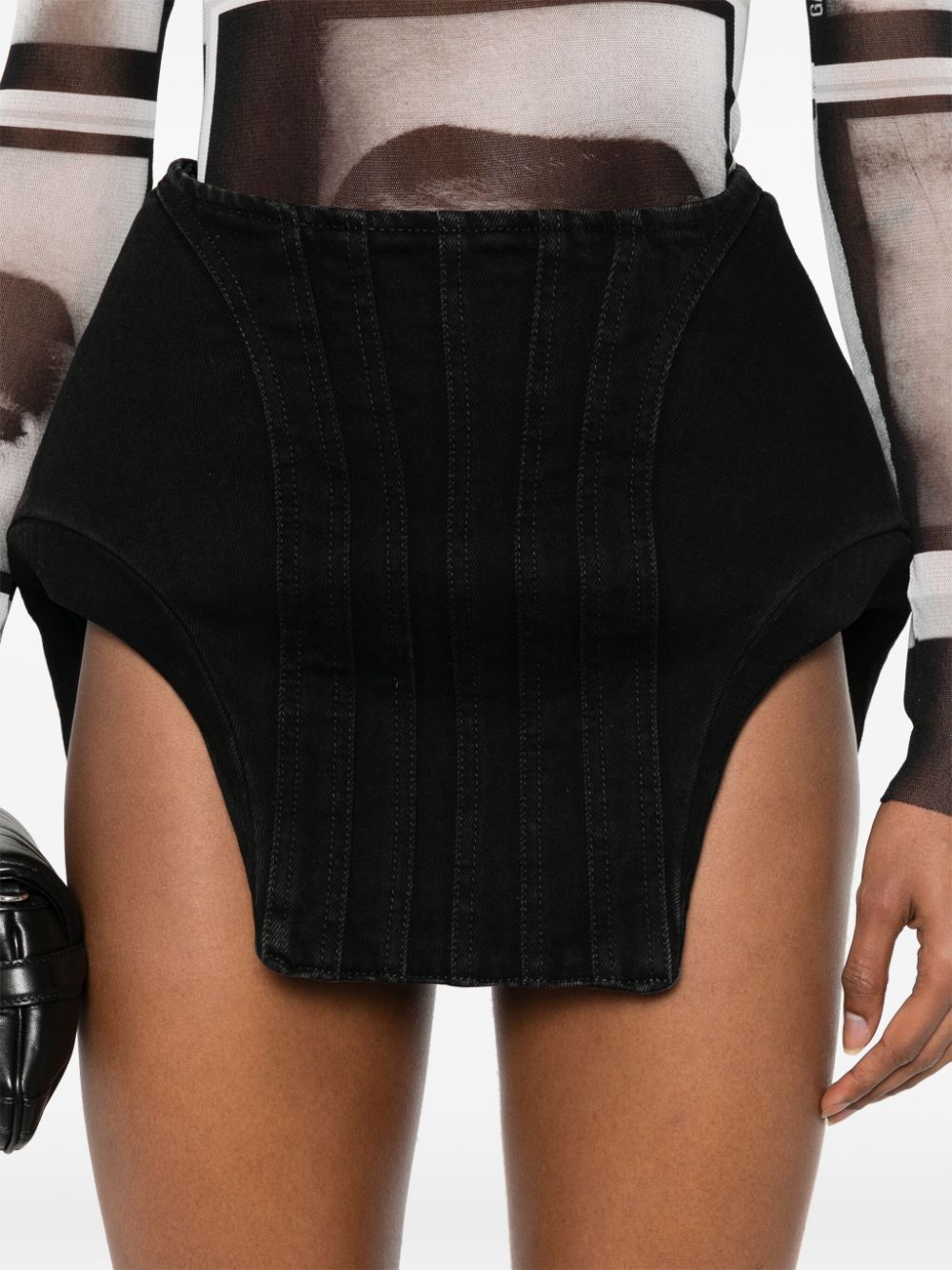 BLACK CURVY STRUCTURED MINI SKIRT