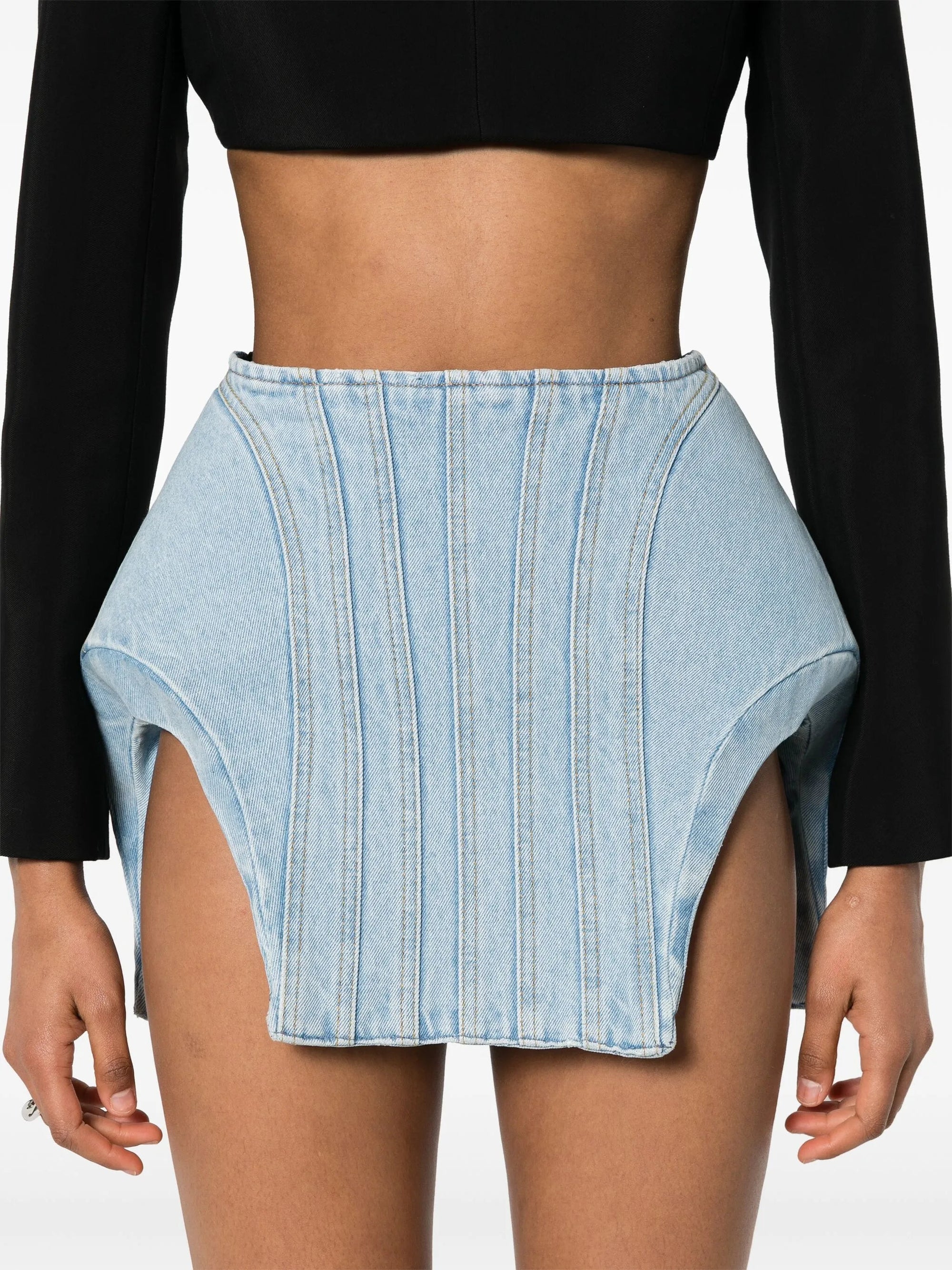 BLACK CURVY STRUCTURED MINI SKIRT