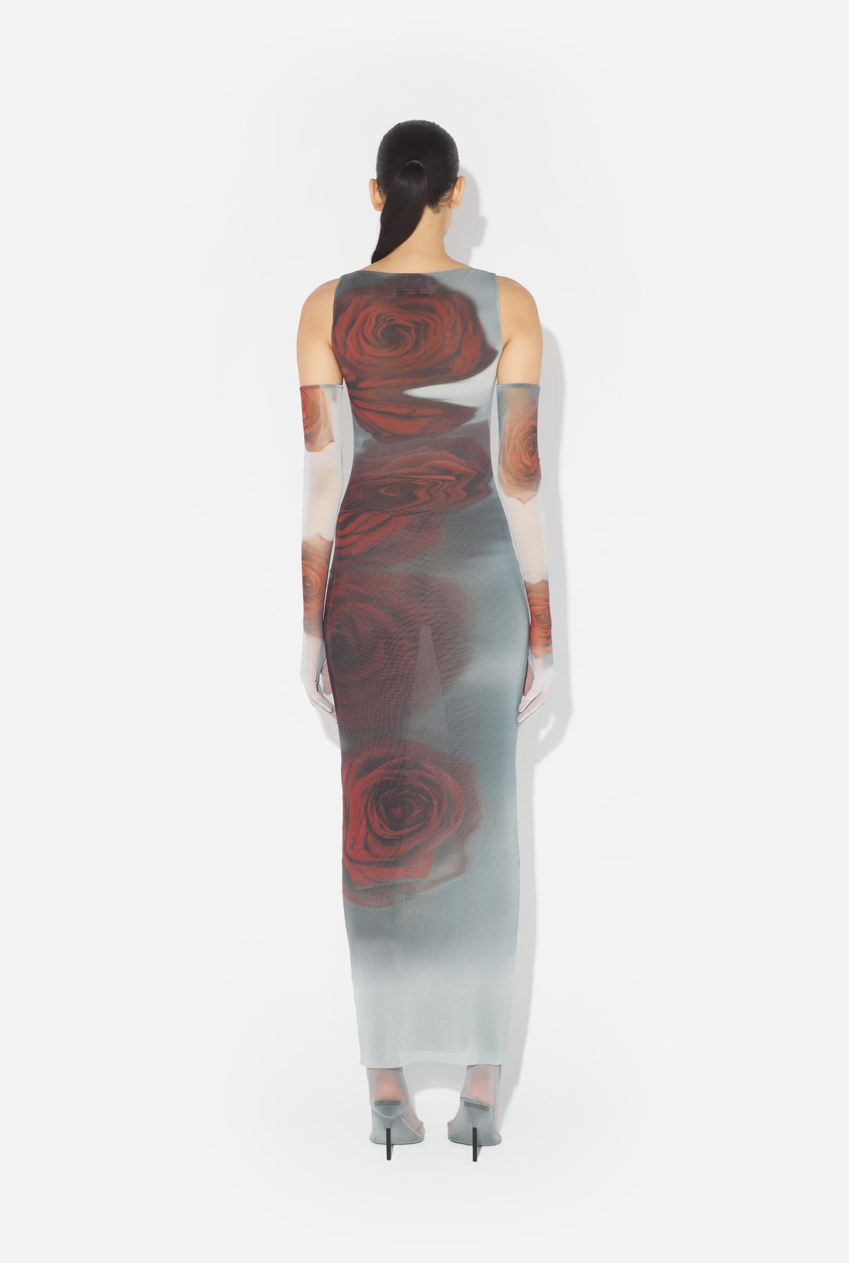 La Robe Longue Blurry Roses Rouge - White & Grey & Red