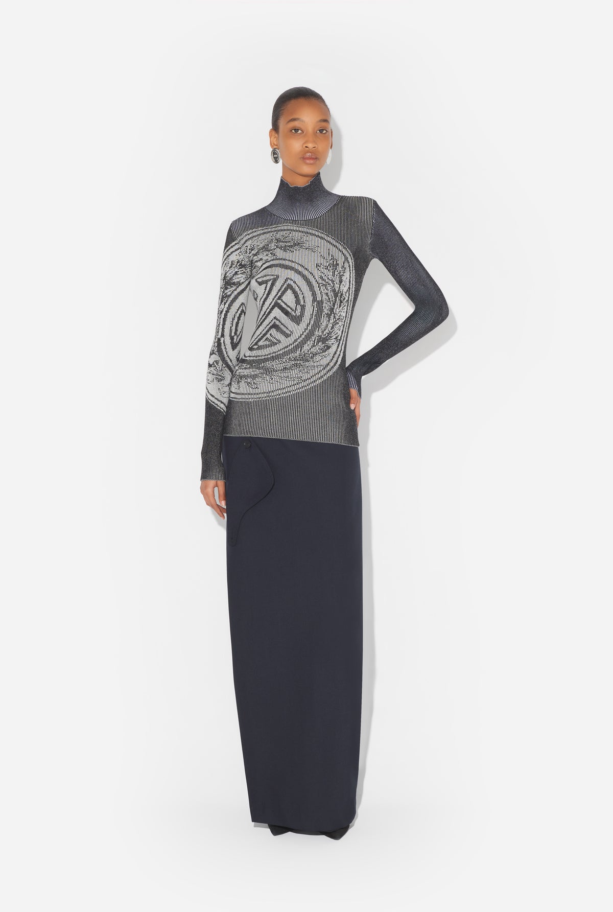 Plaited Rib 2X2 Long Sleeves Pullover With Jacquard "Jpg Laurier Stamp" Logo - Black & White