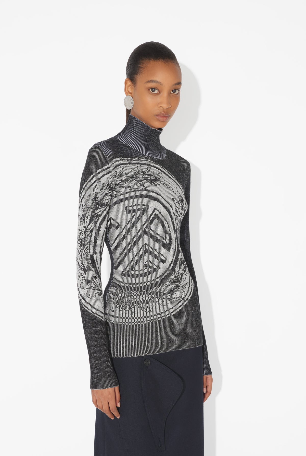Plaited Rib 2X2 Long Sleeves Pullover With Jacquard "Jpg Laurier Stamp" Logo - Black & White