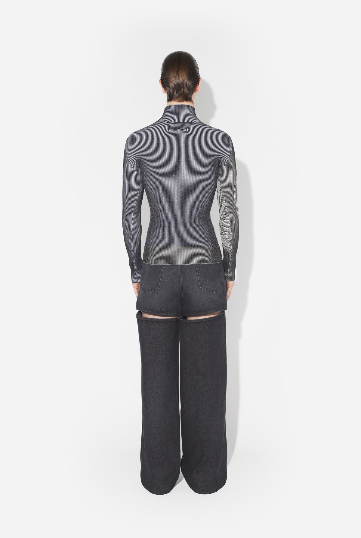 Plaited Rib 2X2 Long Sleeves Pullover With Jacquard "Jpg Laurier Stamp" Logo - Black & White