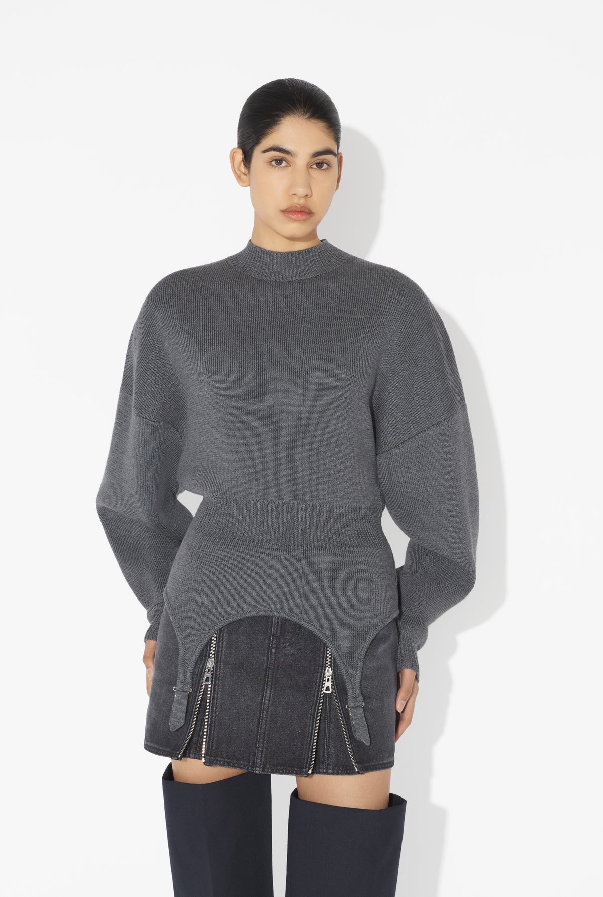 Le Pull Porte-Jarretelles - Middlegrey