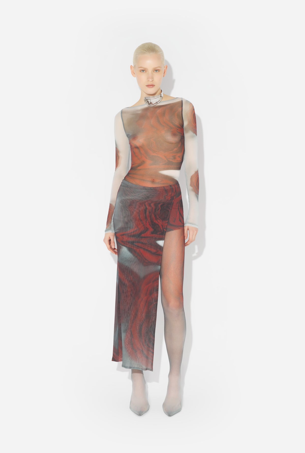 Mesh Mini Short With Asymetric Skirt Printed "Blurry Roses" - White & Grey & Red