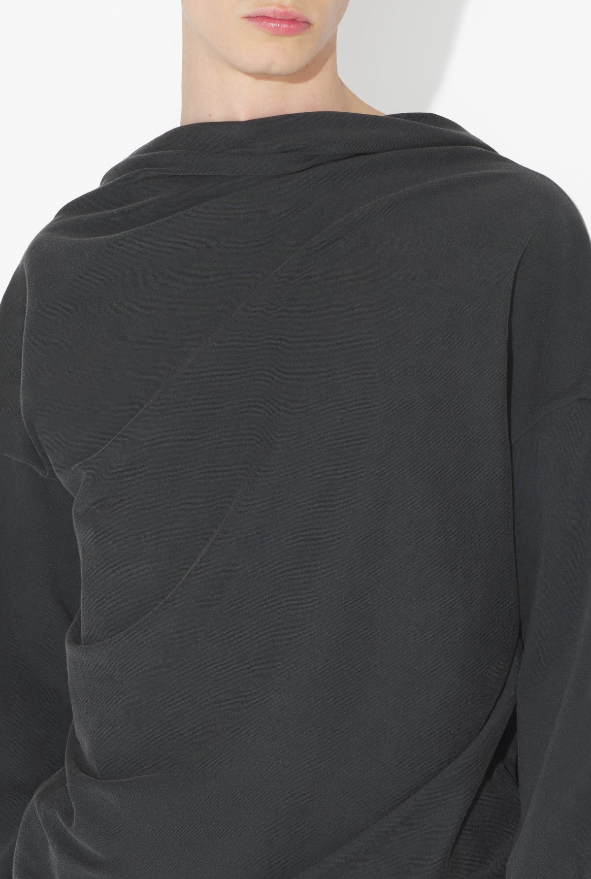 Washed Jersey Crew Neck With Scarf Printed "Jpg Laurier Stamp" Logo - Black