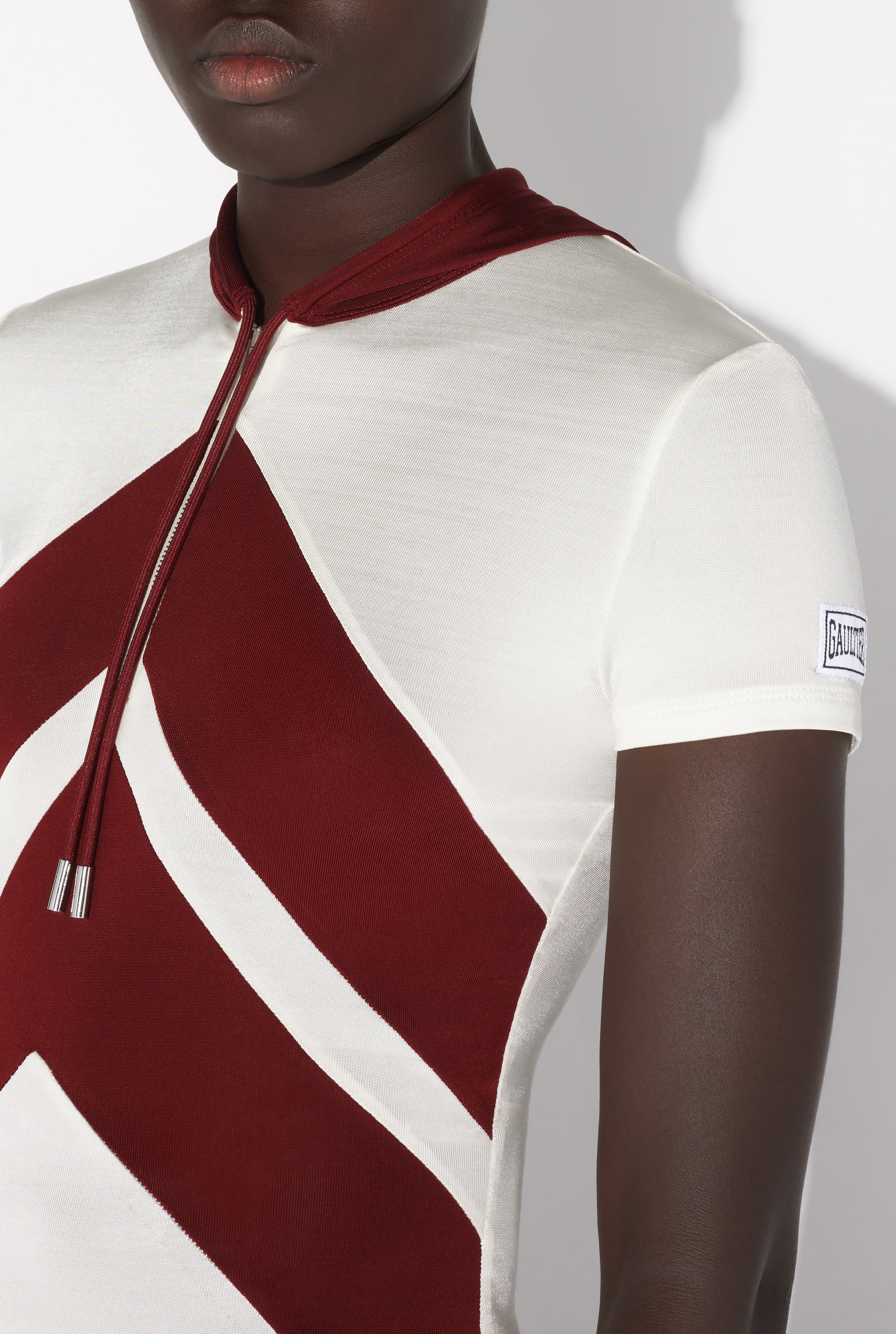 T-shirt Blanc à chevrons - White & Burgundy