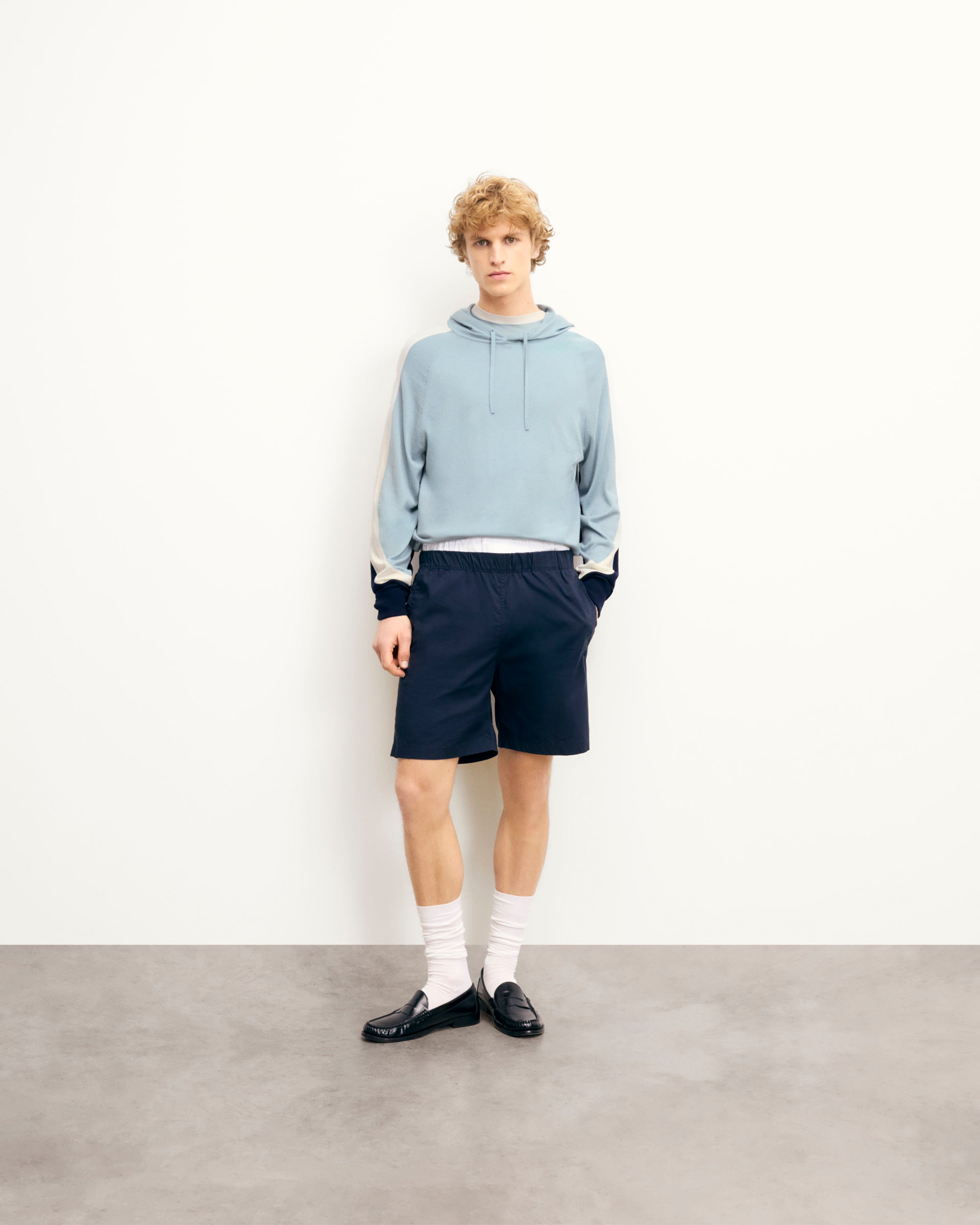 GREY BLUE / NEW / QTY : 61 / Pull Hoodie Bandes Tricolores aux Manches - Grey Blue