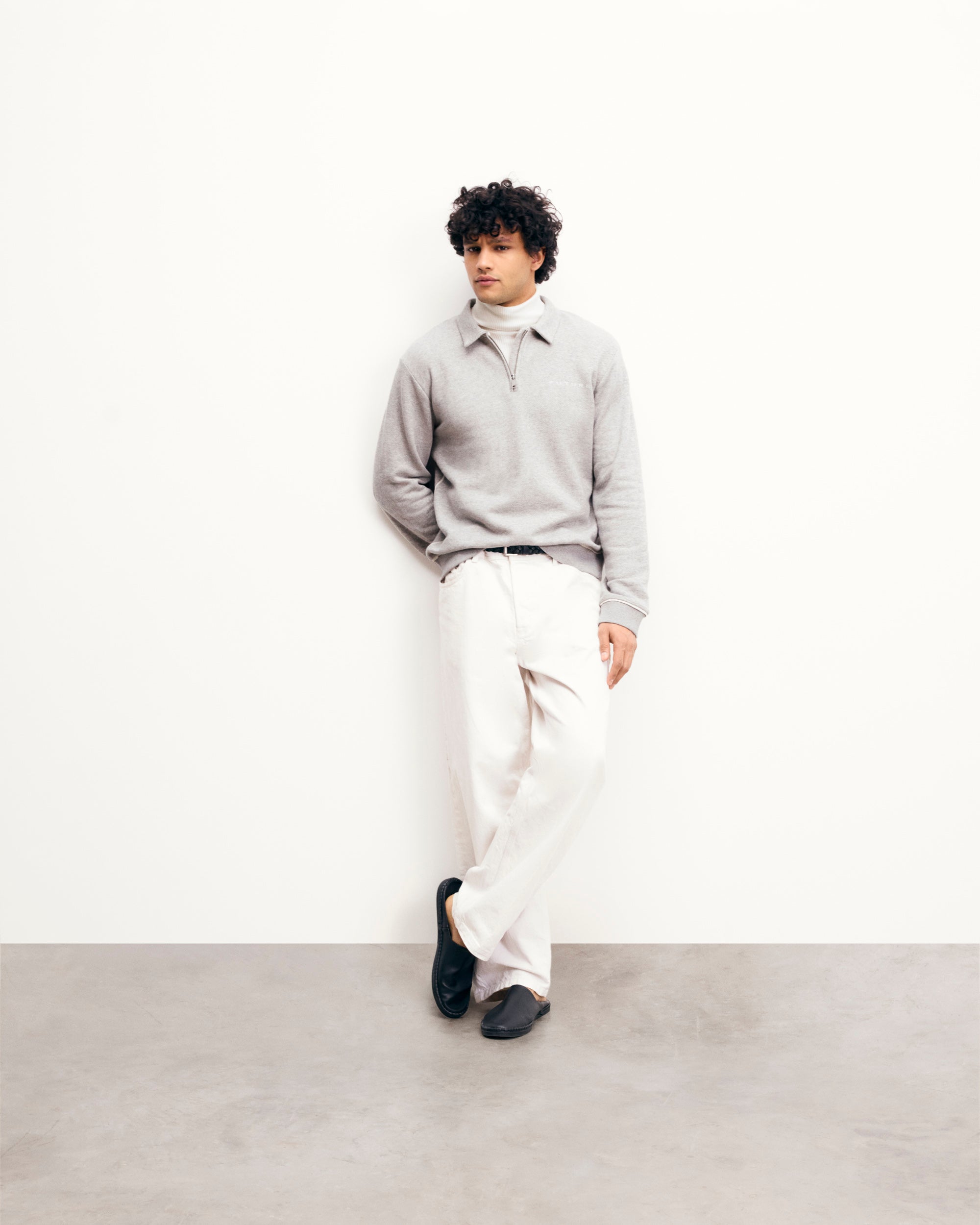 GRIS CHINE CLAIR / NEW / QTY : 30 / Sweatshirt Col Polo - Gris Chine Clair