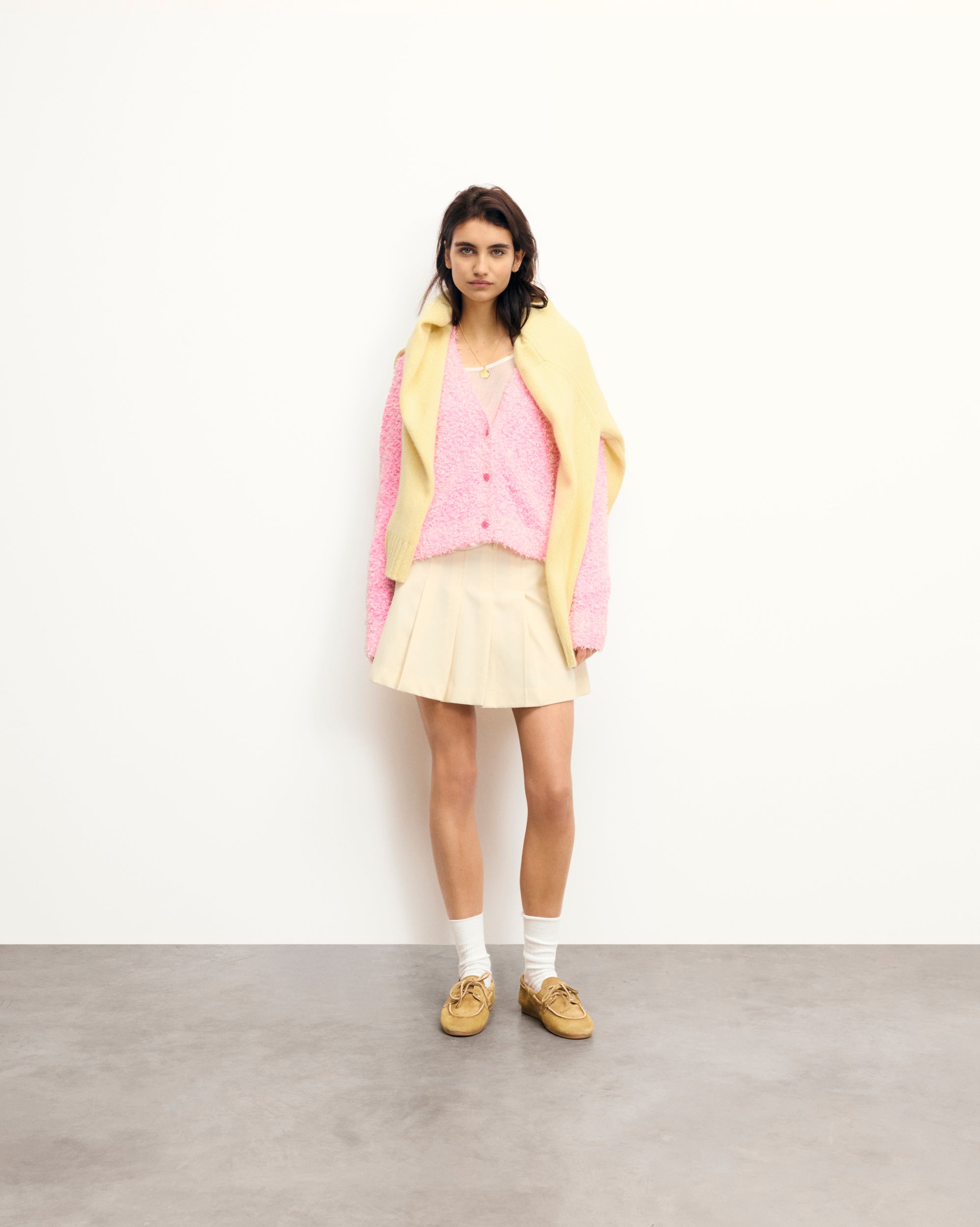 FANTASY PINK / NEW / QTY : 41 / Pull Cardigan Court Fil Fantaisie Contraste - Fantasy Pink