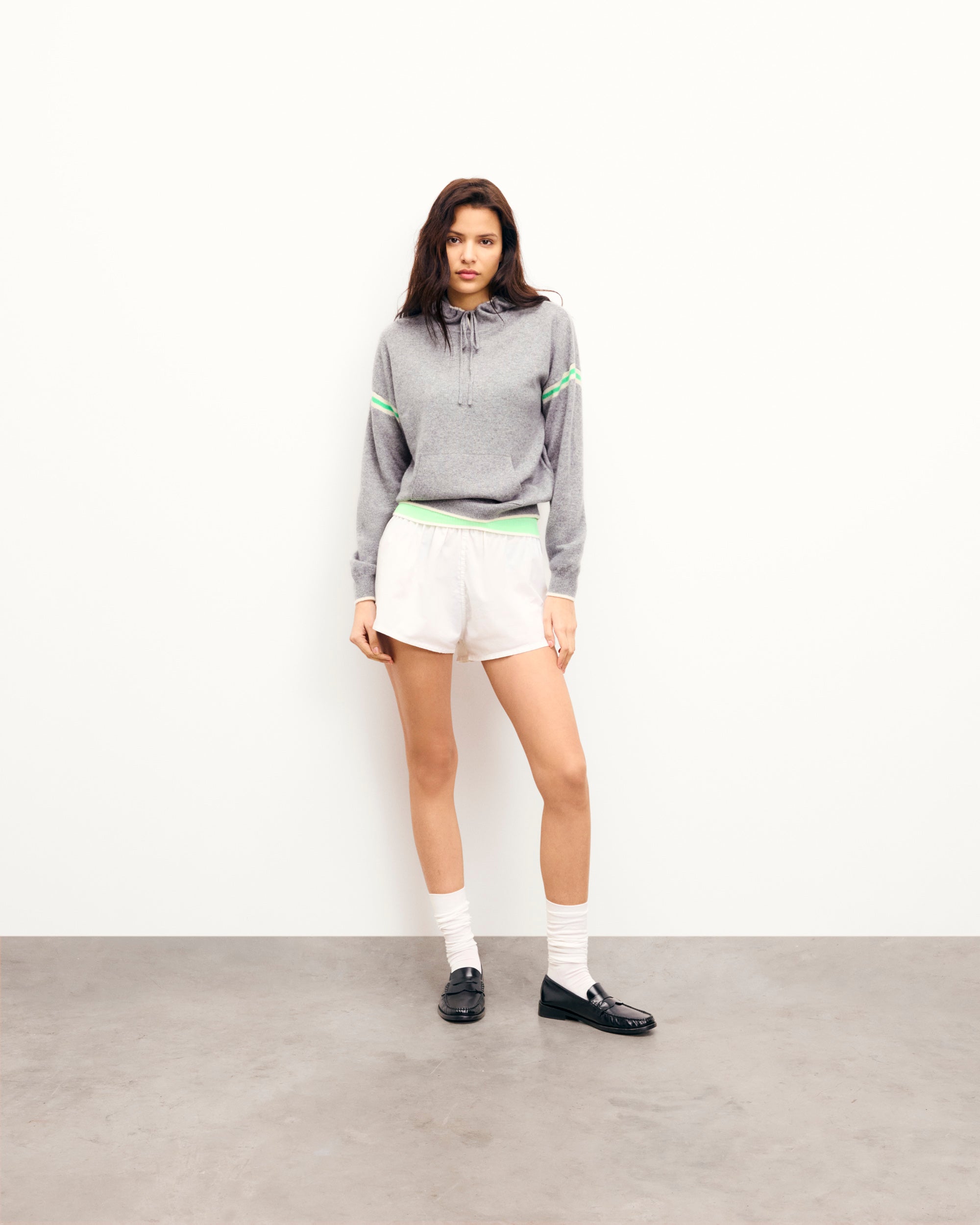 GRIS CHINE FONCE / NEW / QTY : 61 / Pull Hoodie Bandes Manches - Gris Chine Fonce