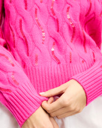PASSION PINK / NEW / QTY : 137 / Pull Col Montant Torsades Et Strass - Passion Pink
