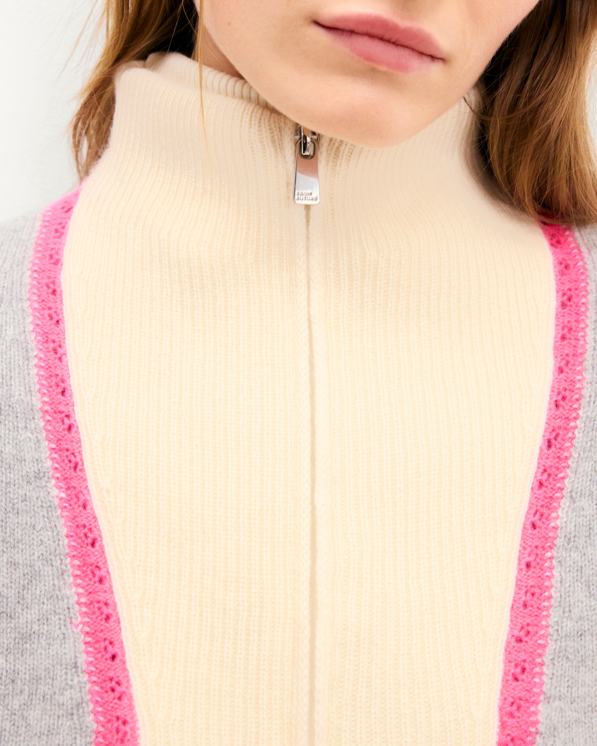 GRIS CHINE FONCE / NEW / QTY : 56 / Pull Col Camionneur Crochet - Gris Chine Fonce