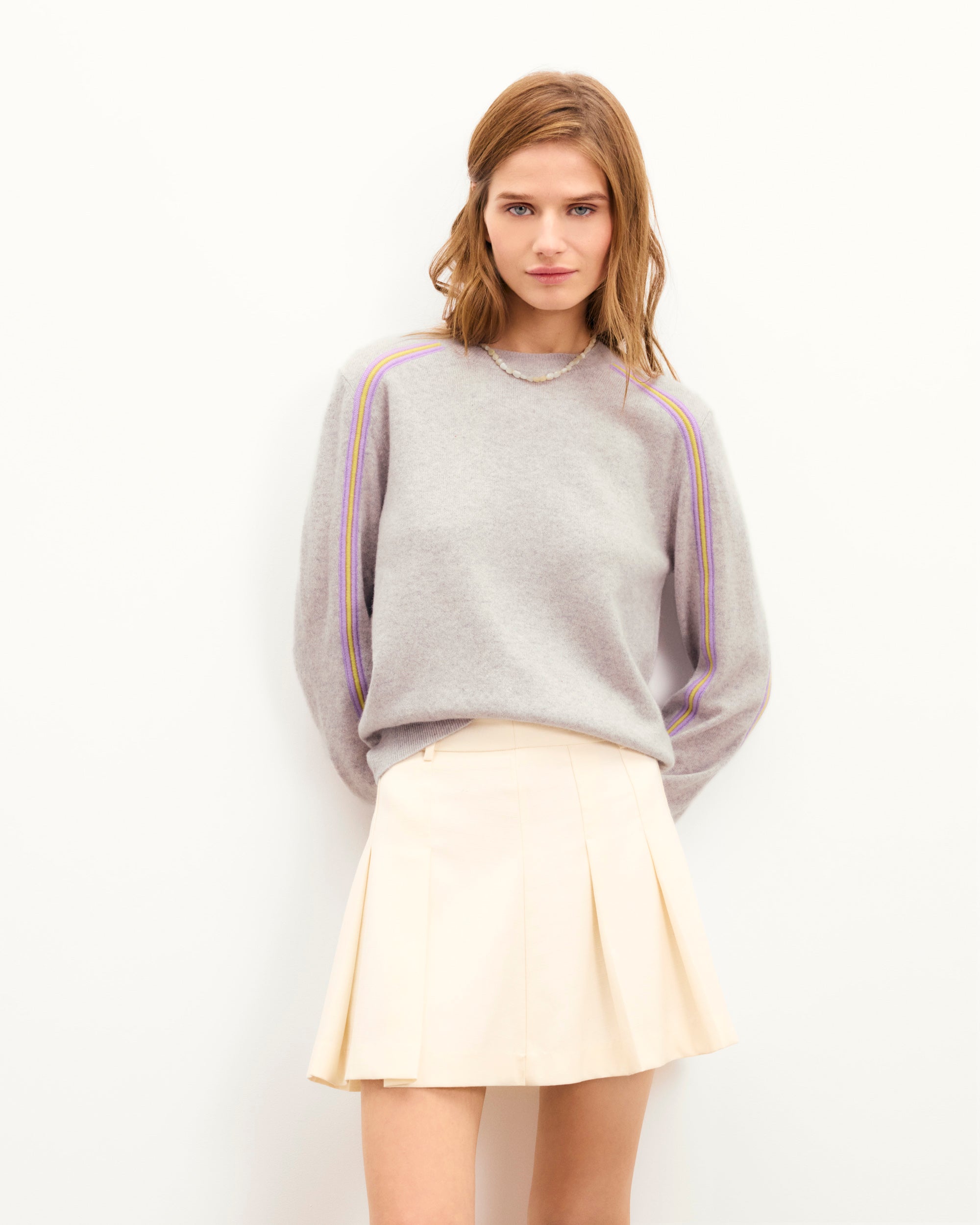 GRIS CHINE CLAIR / NEW / QTY : 35 / Pull Col Rond - Gris Chine Clair