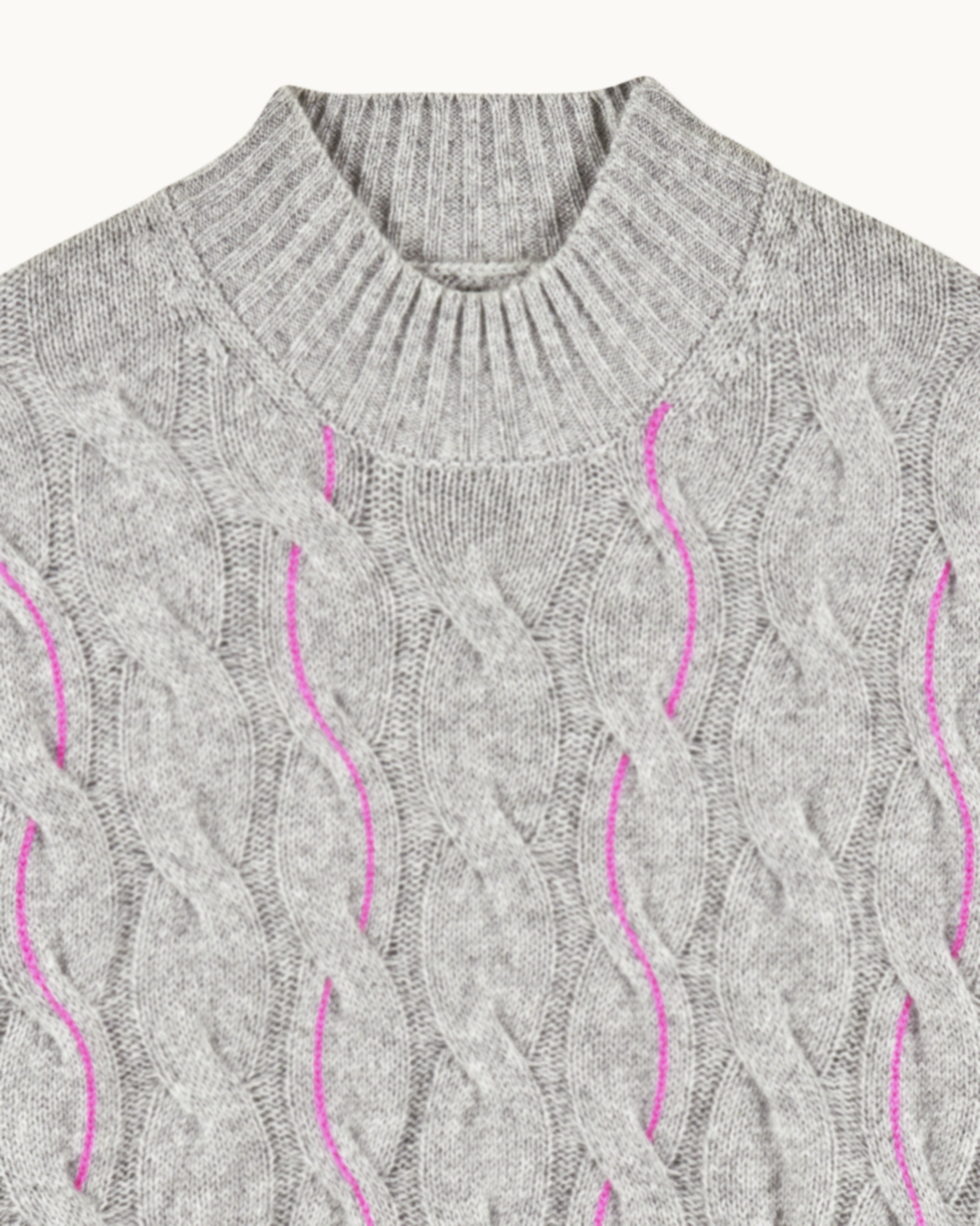 GRIS CHINE FONCE / NEW / QTY : 81 / Pull Col Rond Torsades Et Fil Contraste - Gris Chine Fonce