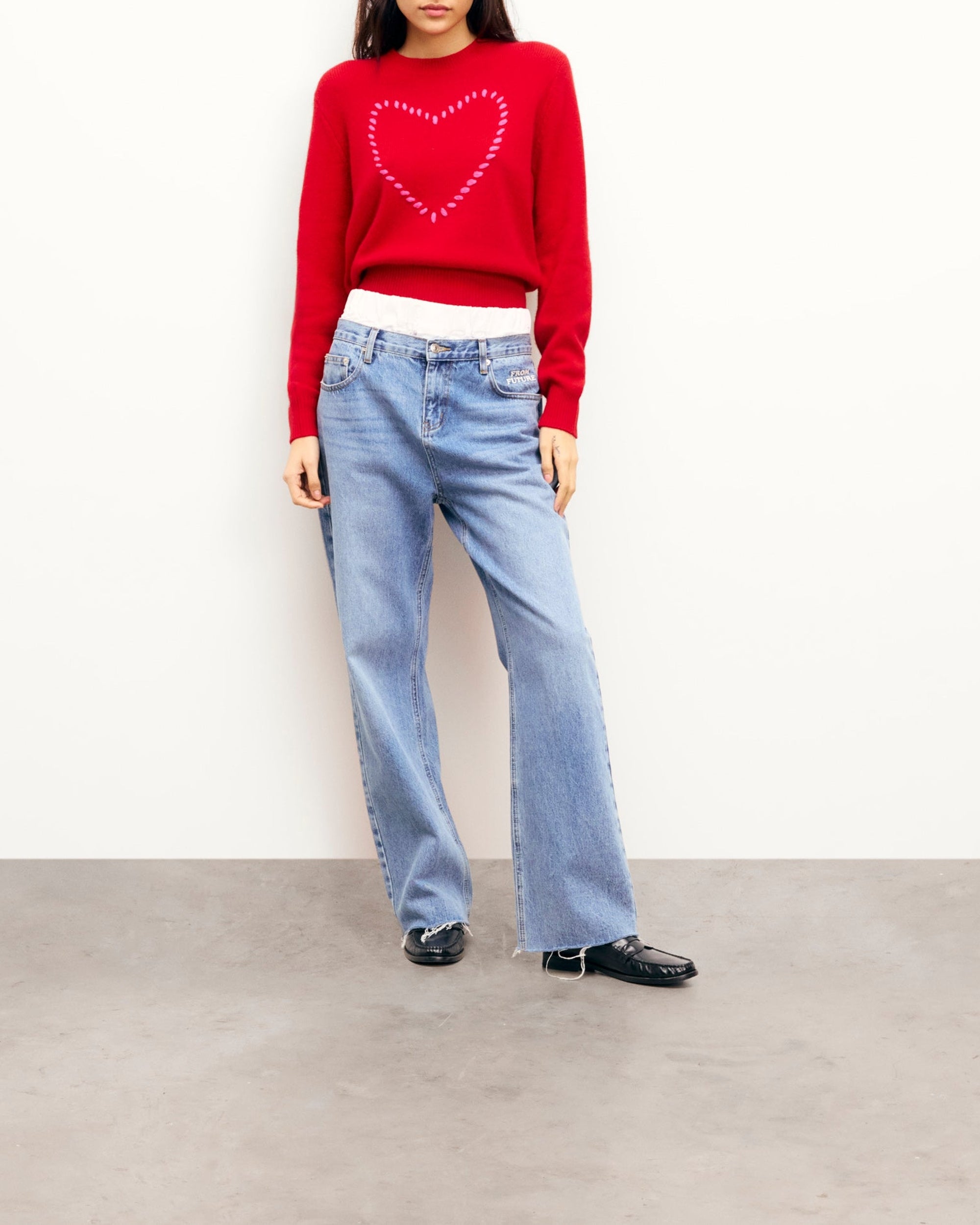 Pull à col rond Cœur brodé en cachemire - Passion Red