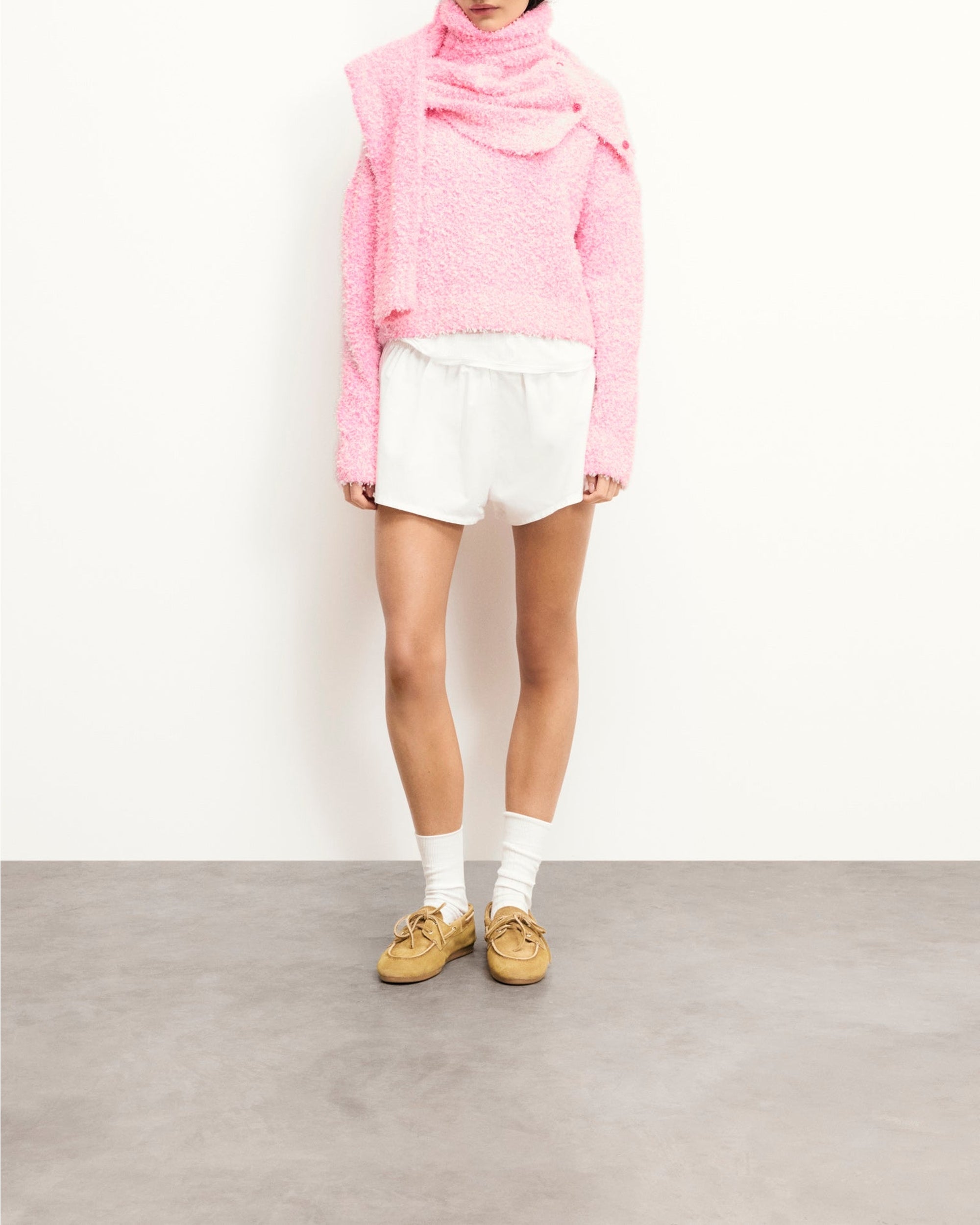 Short round-neck cashmere blend jumper - Fantasy Pink