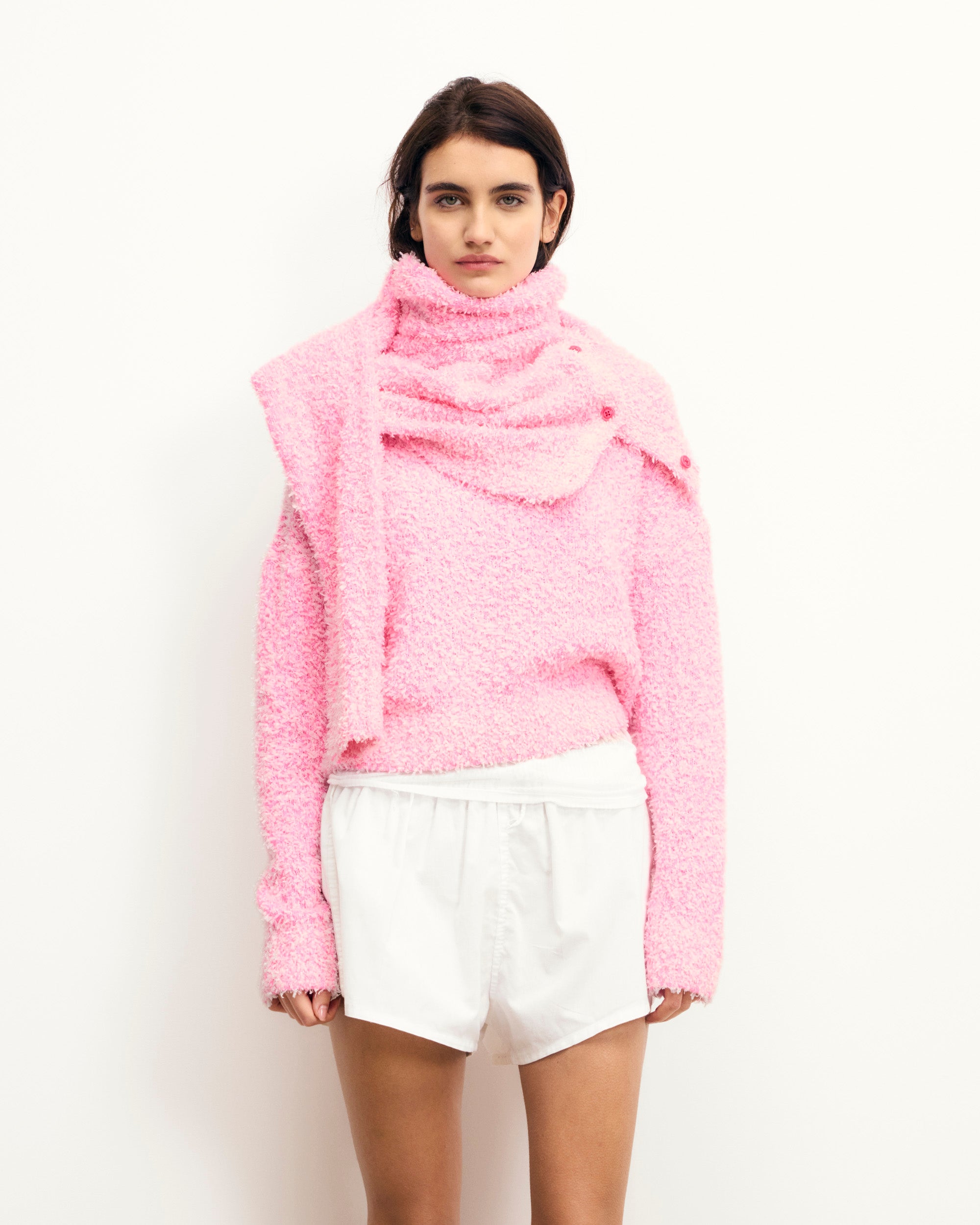 FANTASY PINK / NEW / QTY : 59 / Pull Col Rond Court Fil Fantaisie Contraste - Fantasy Pink