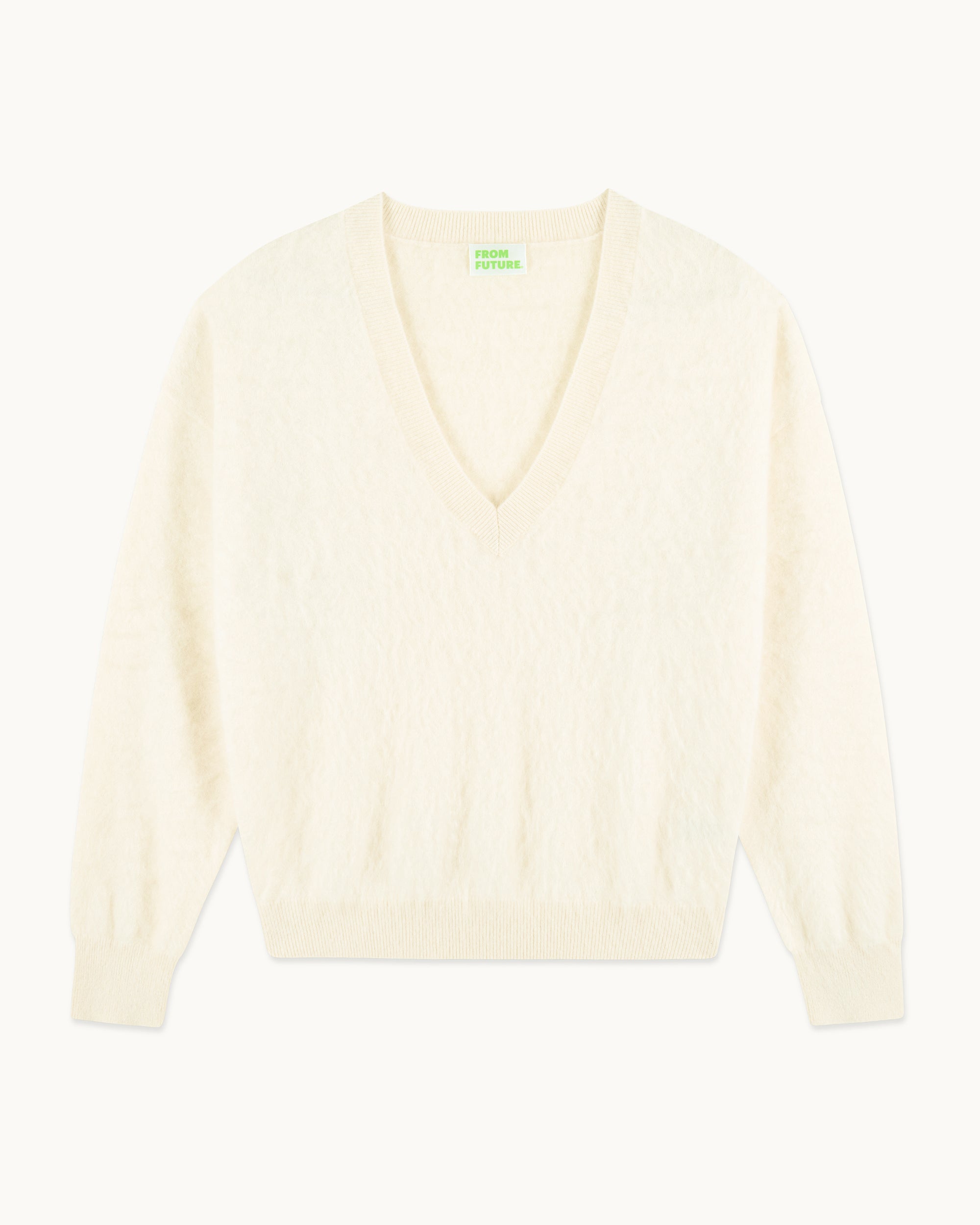 ECRU / NEW / QTY : 38 / Pull Col V Cachemire Brossé - Ecru
