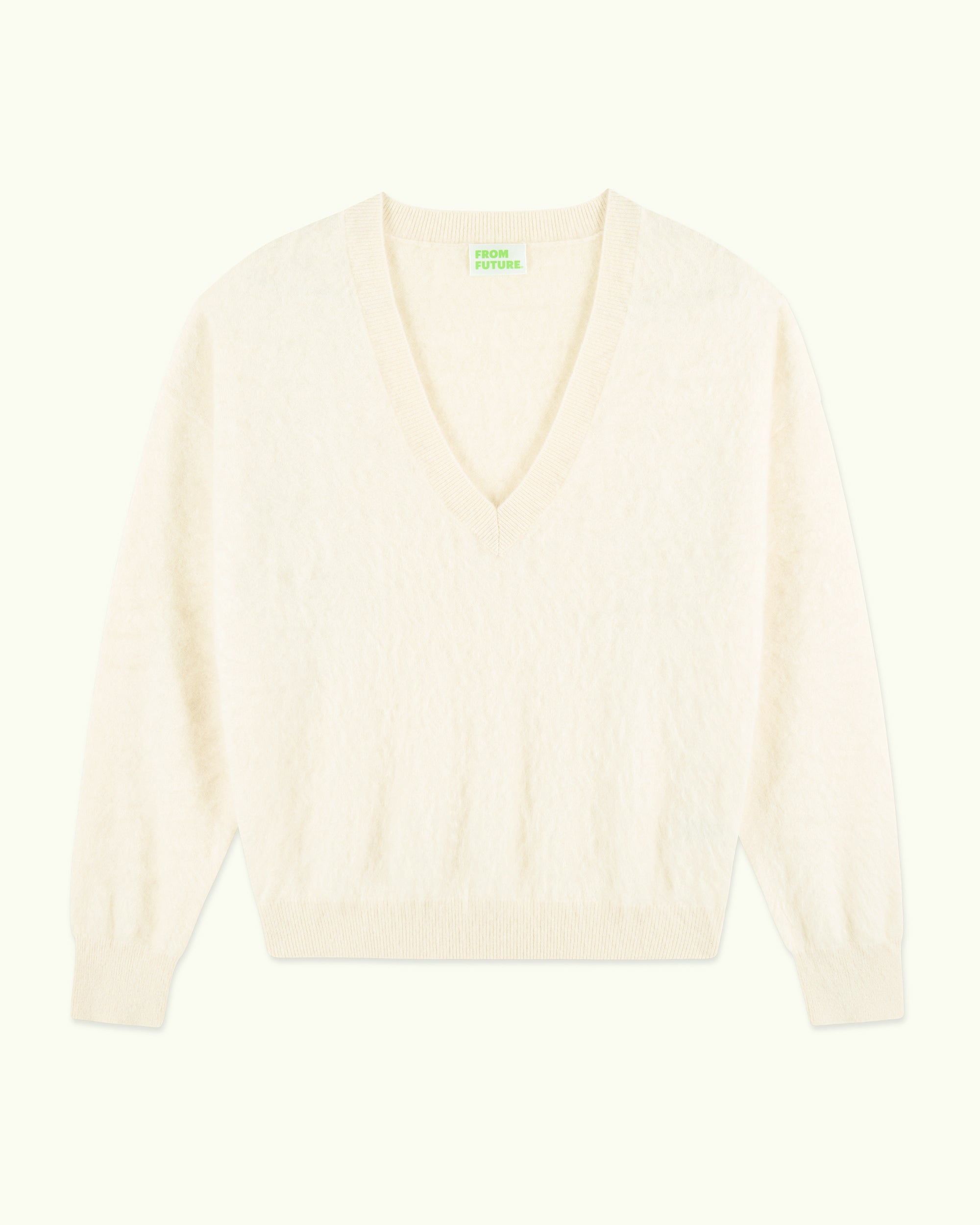 ECRU / NEW / QTY : 38 / Pull Col V Cachemire Brossé - Ecru