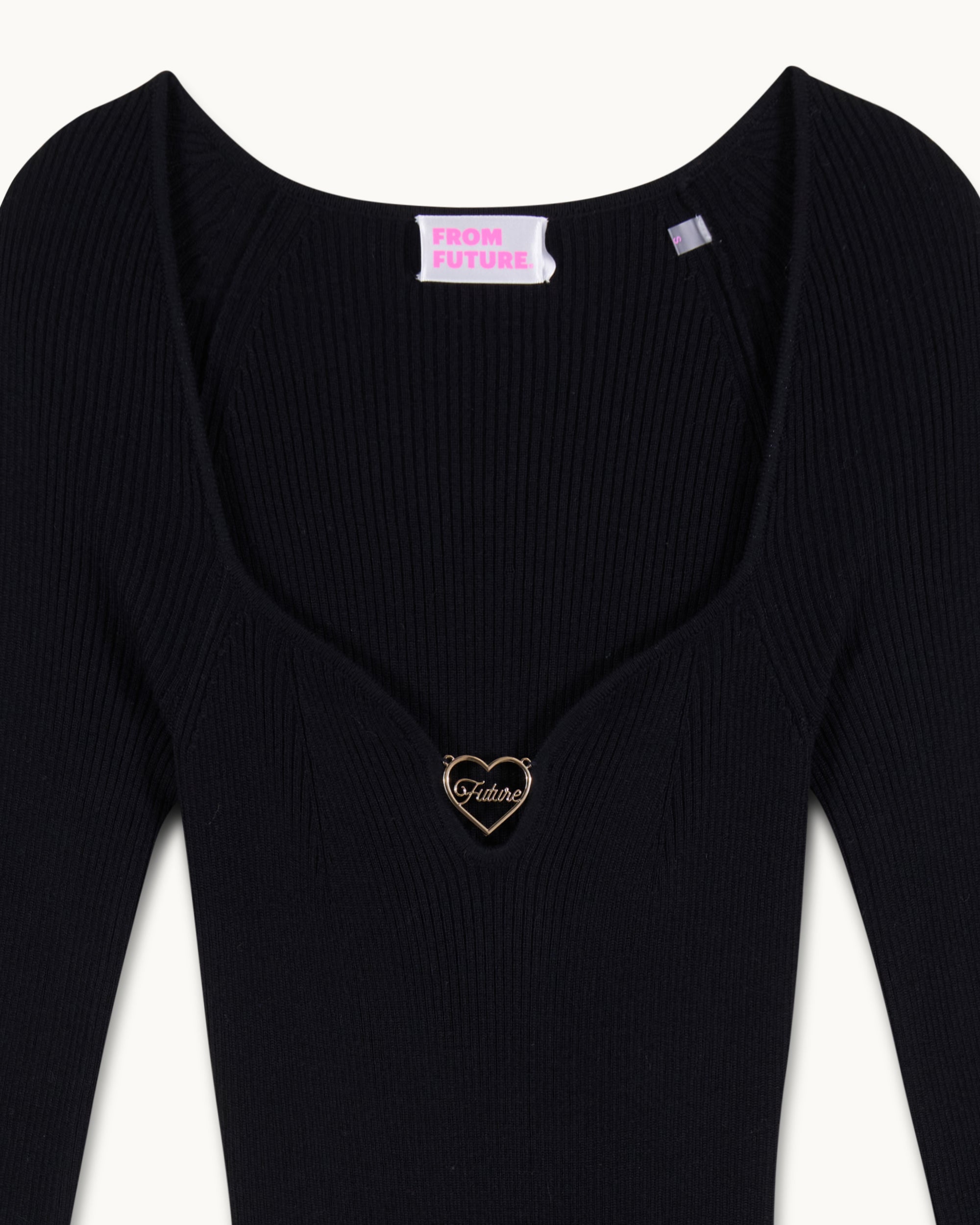 Robe longue bijoux cœur en laine - Noir