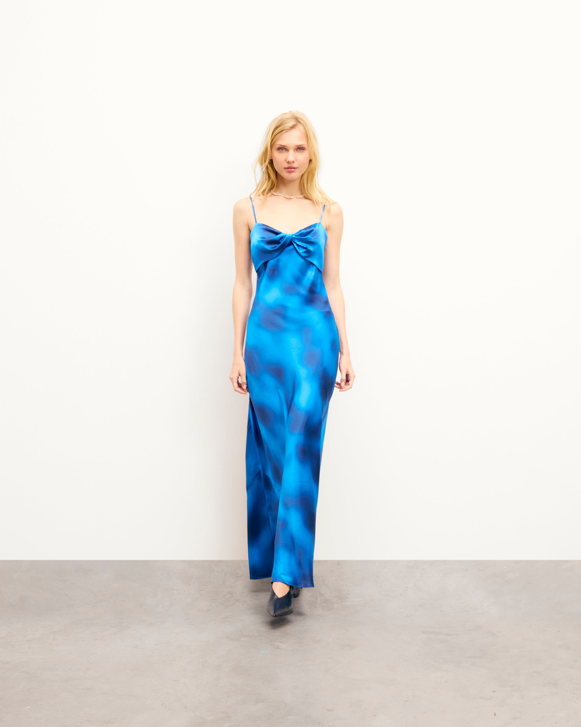 FUZZY BLUE / NEW / QTY : 127 / Robe Longue Bretelles Mazal - Fuzzy Blue