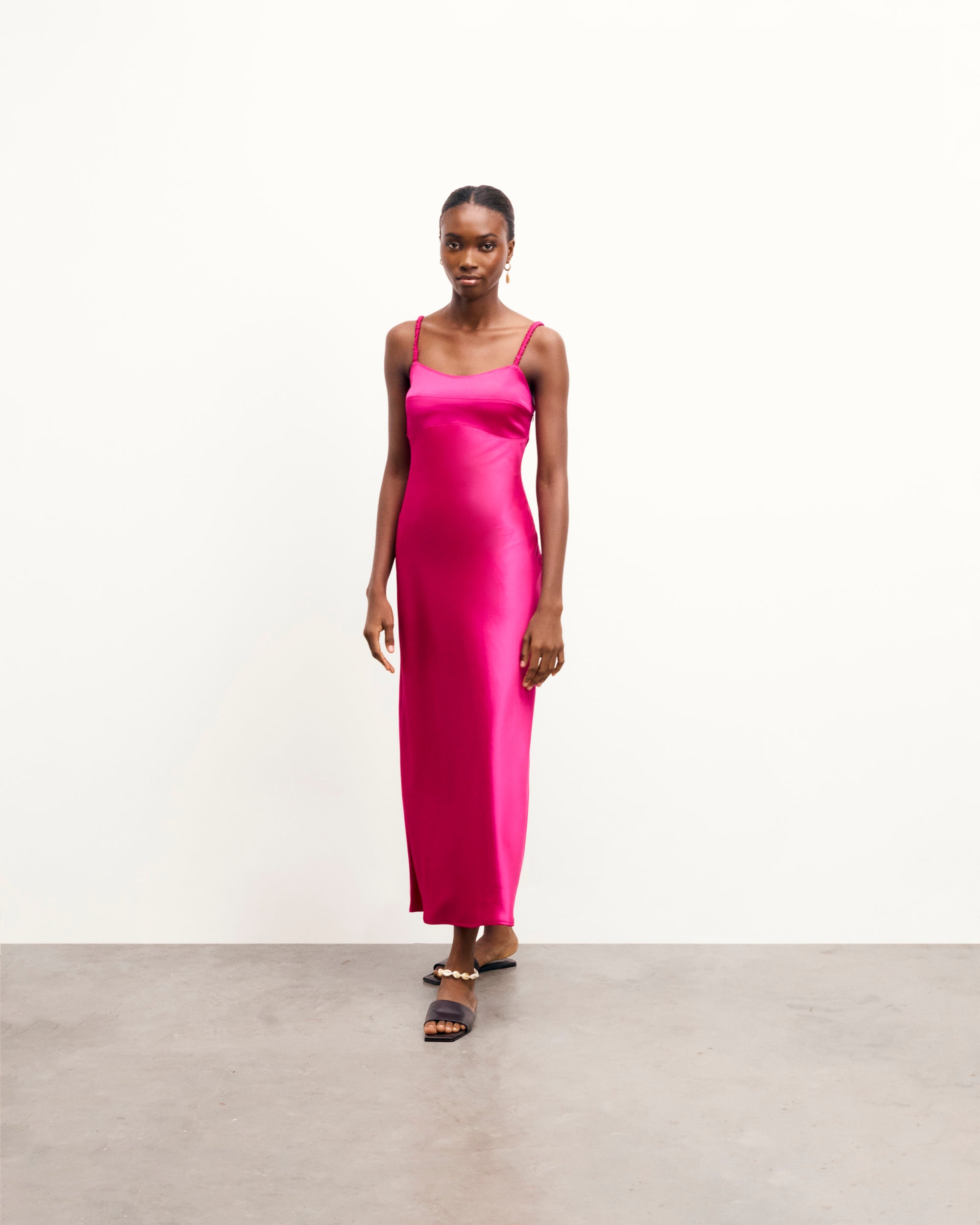 TROPICAL RASPBERRY / NEW / QTY : 43 / Robe Longue Bretelles Batya - Tropical Raspberry