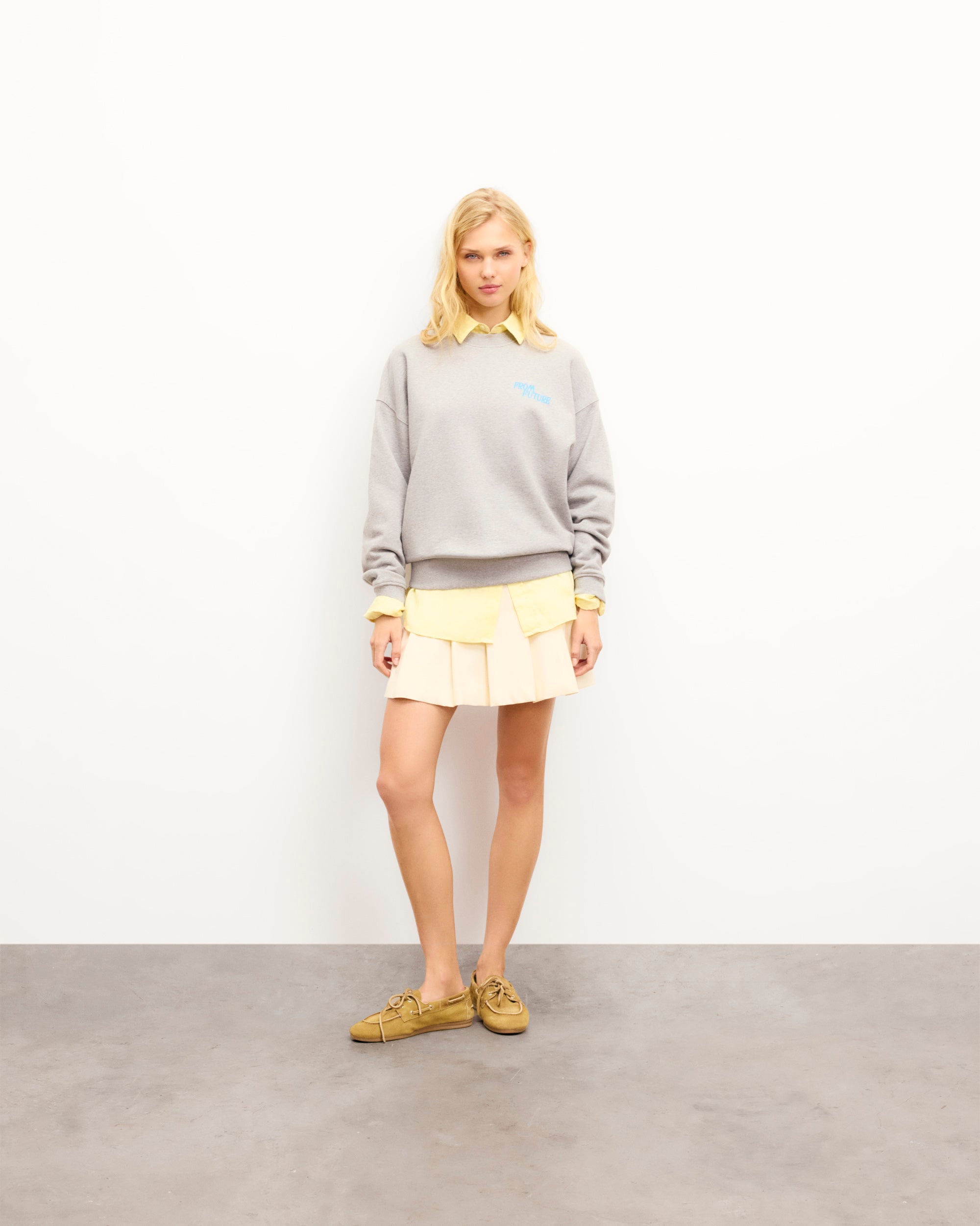 GRIS CHINE CLAIR / NEW / QTY : 119 / Sweatshirt Col Rond - Gris Chine Clair