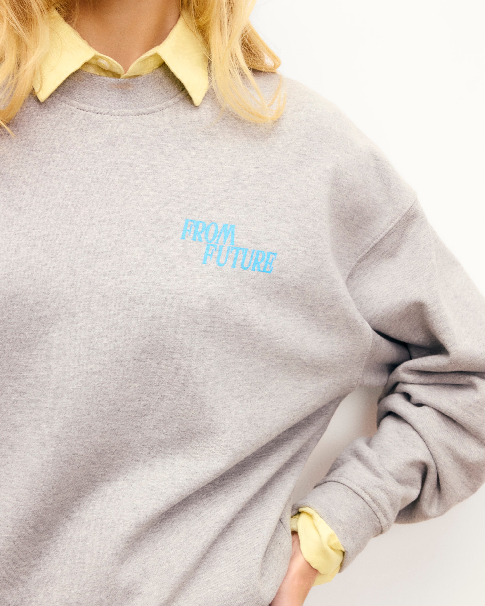 GRIS CHINE CLAIR / NEW / QTY : 119 / Sweatshirt Col Rond - Gris Chine Clair