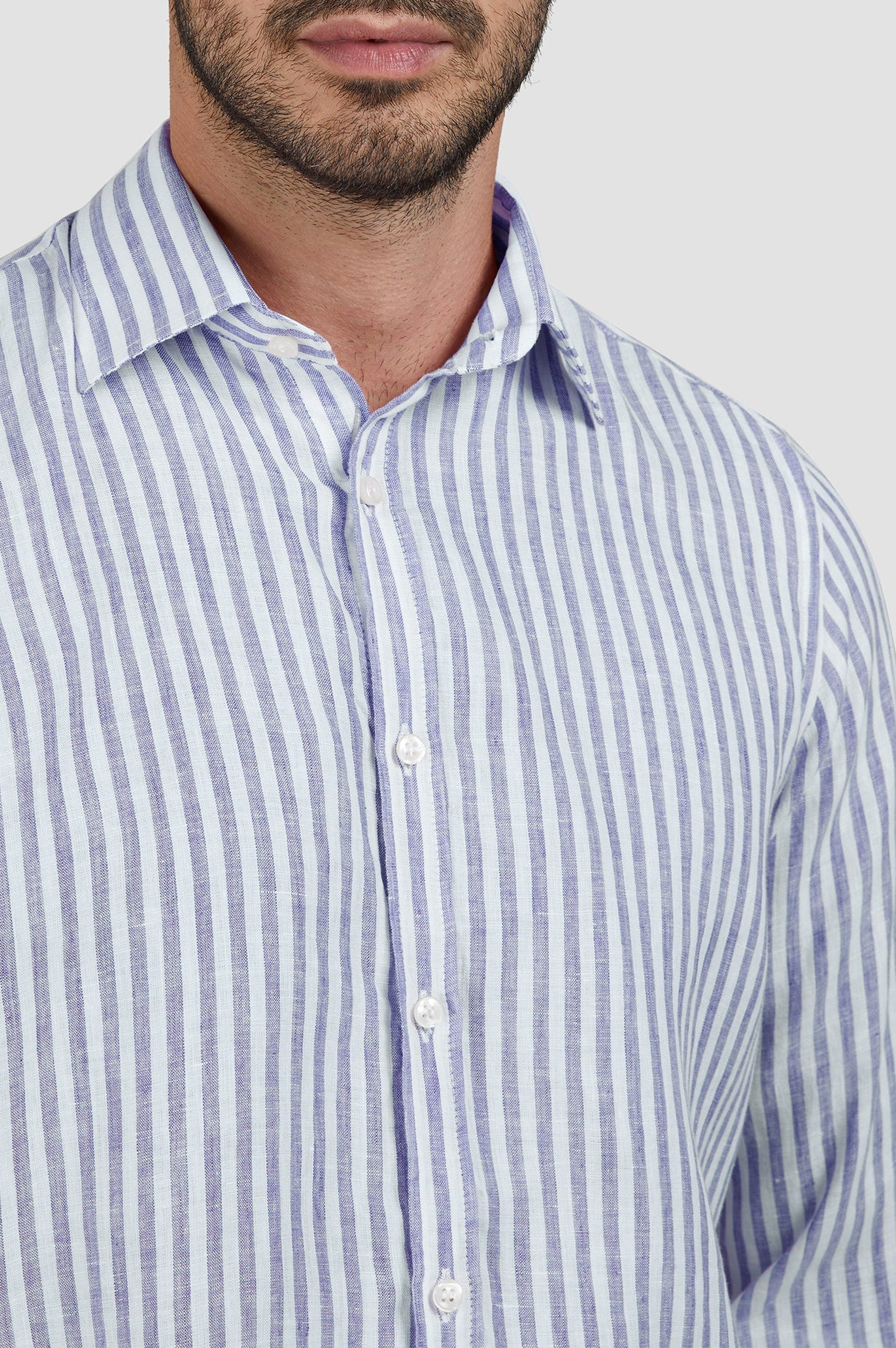 Striped linen shirt - White with blue stripes