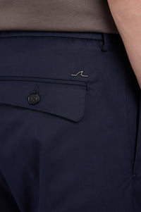 P1P-Pantalone con una pince