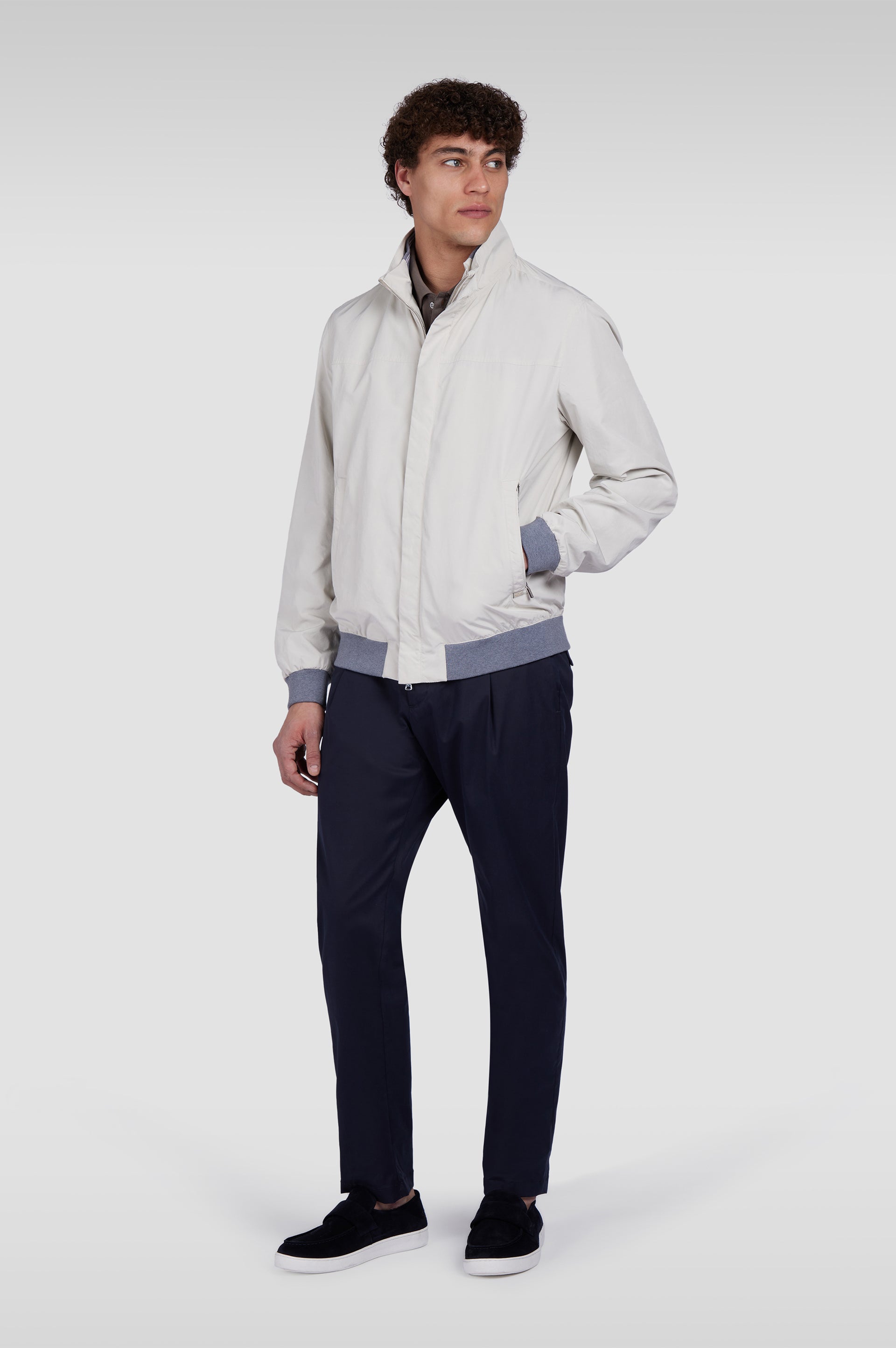 P1P-Pantalone con una pince