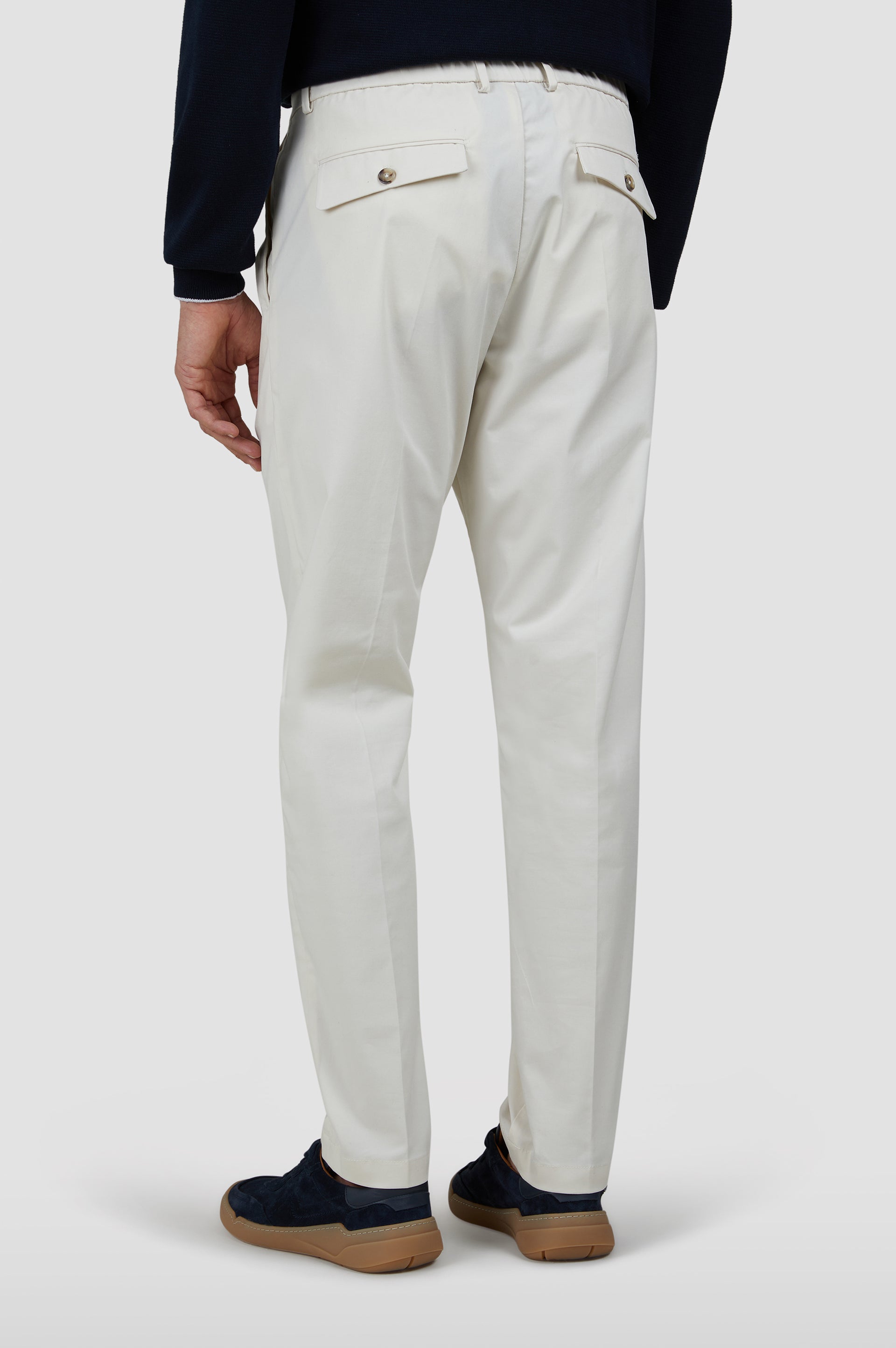 P1P-Pantalone con una pince