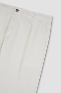 P1P-Pantalone con una pince