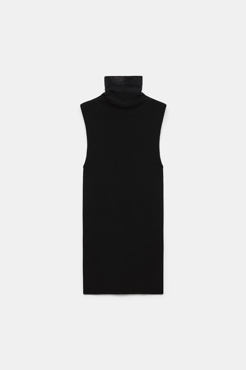 pure black // URBAN MERINO top