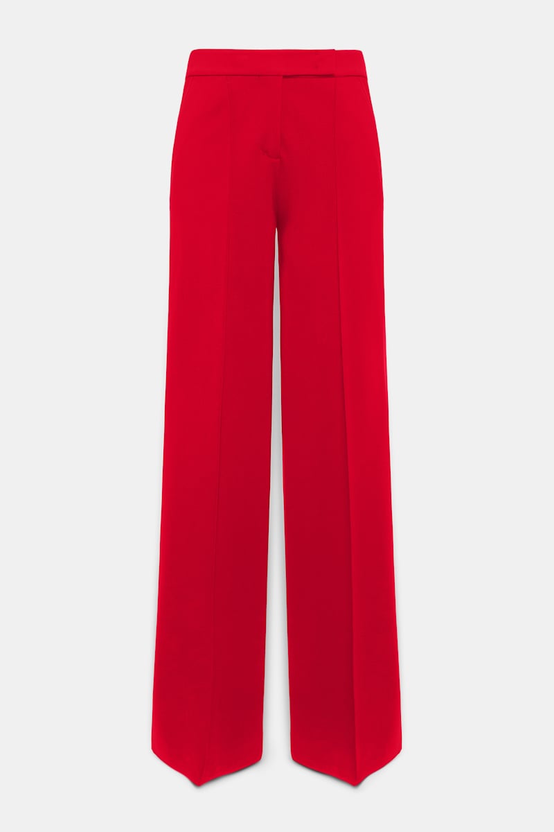 lipstick red // EMOTIONAL ESSENCE pants