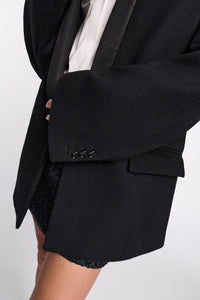 pure black // URBAN ATTRACTION jacket