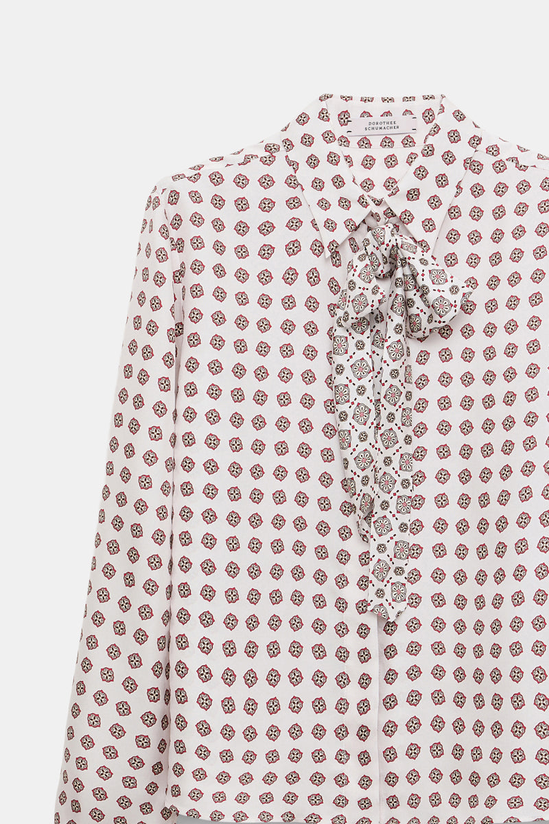rose mini tie // GRAPHIC DREAMS blouse