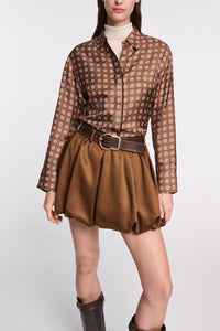 brown big tie // GRAPHIC DREAMS blouse