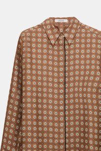 brown big tie // GRAPHIC DREAMS blouse