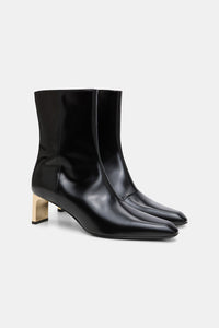 pure black // SUBTLE SHINE ankle boot
