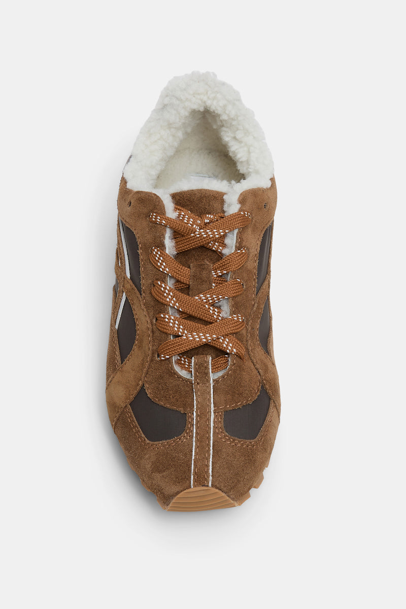 camel brown // SPORTY CHIC sneaker