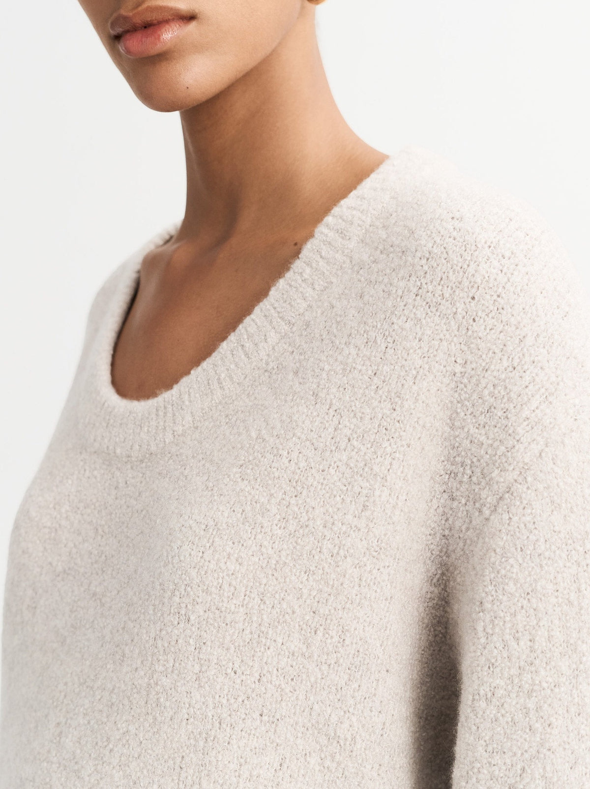 Pull col rond bouclé en cachemire - Beige