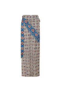 Long skirt in printed satin