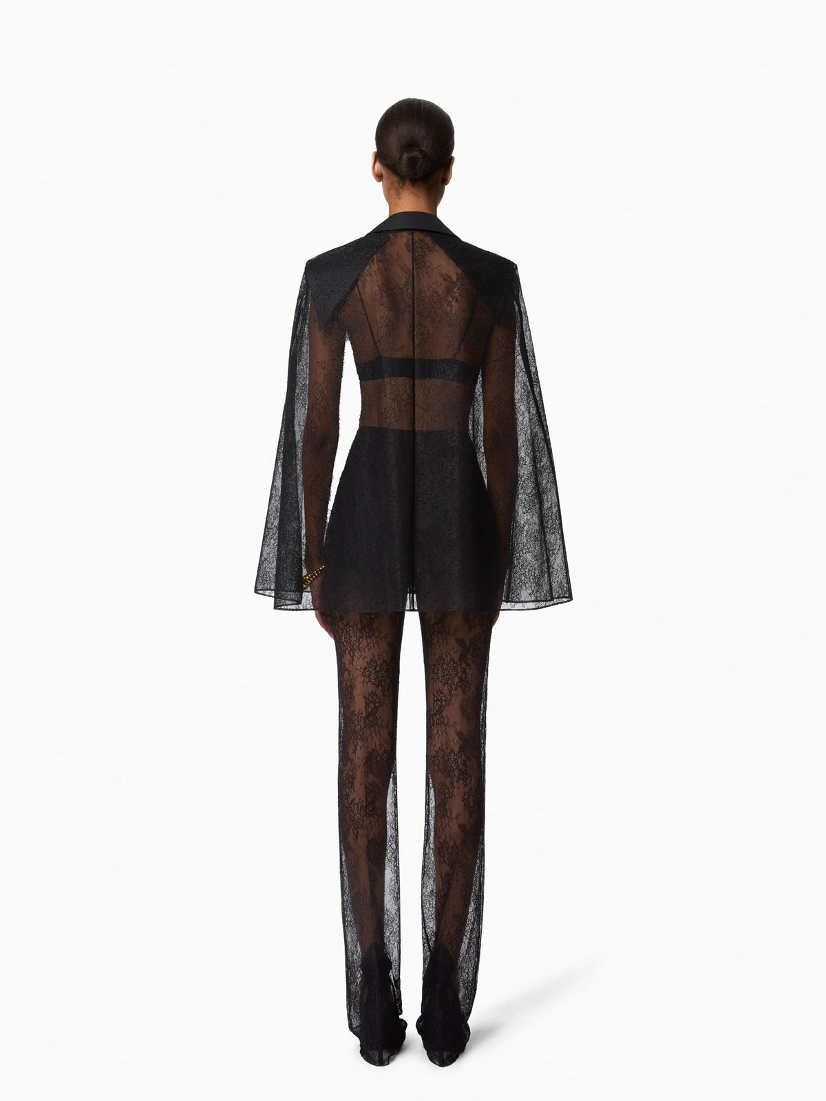 CAPE EN DENTELLE SUR MESURE AVEC REVERS OTTOMAN - Noir