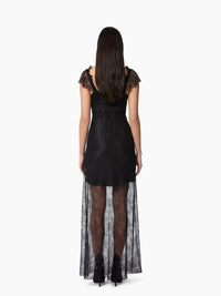 LONGUE ROBE À MANCHES COURTES À VOLANTS EN DENTELLE