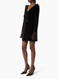 MINI-ROBE À COL EN V AVEC DÉTAILS EN NŒUD ET POIGNETS EN CLOCHE EN VELOURS ET DENTELLE