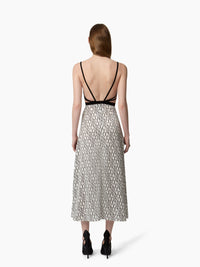ROBE COURTE À FRANGES ET SEQUINS